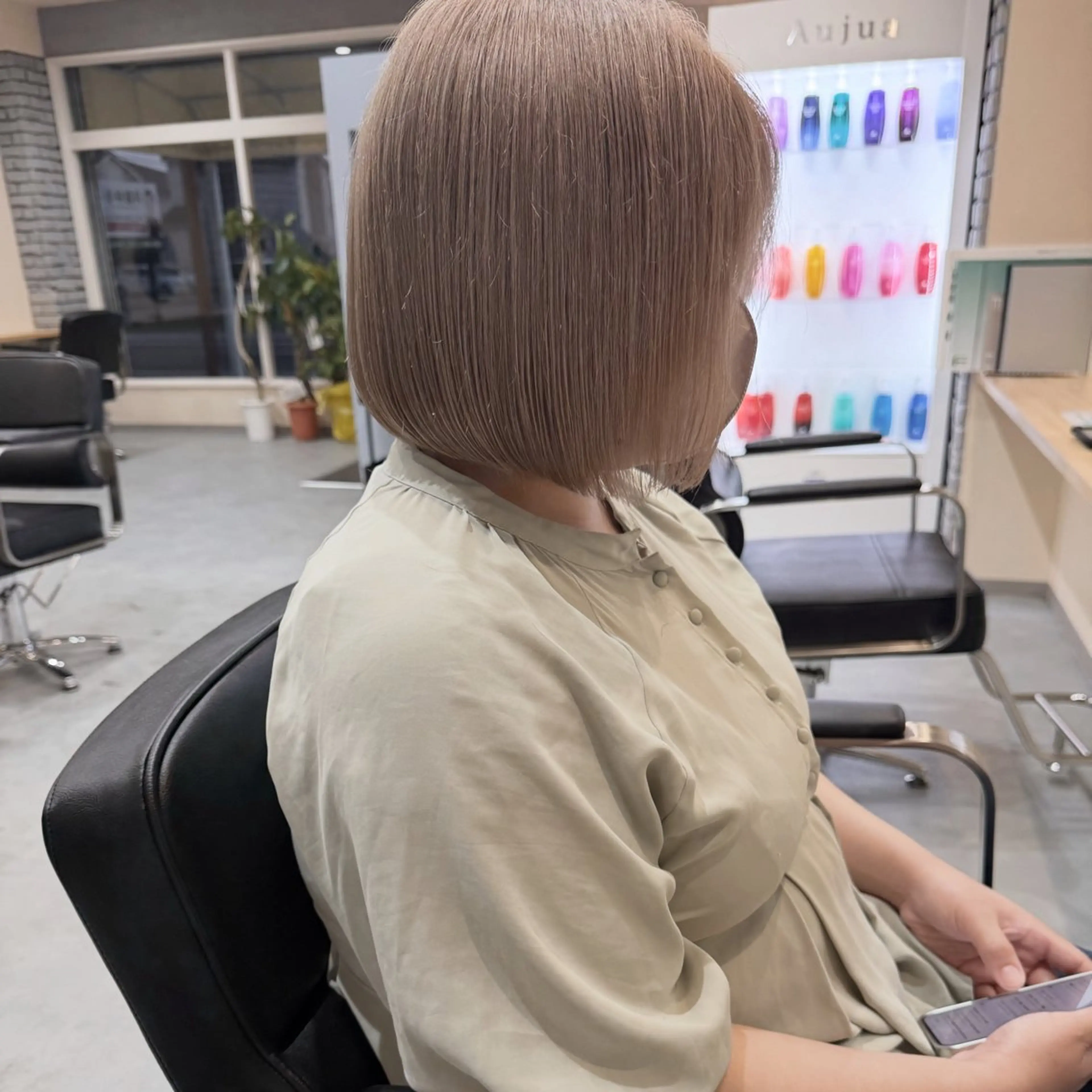 ショート ショートボブ ボブレイヤー ボブ 髪質改善 韓国風ヘア ヘアカラー suii..hair designのヘアスタイル