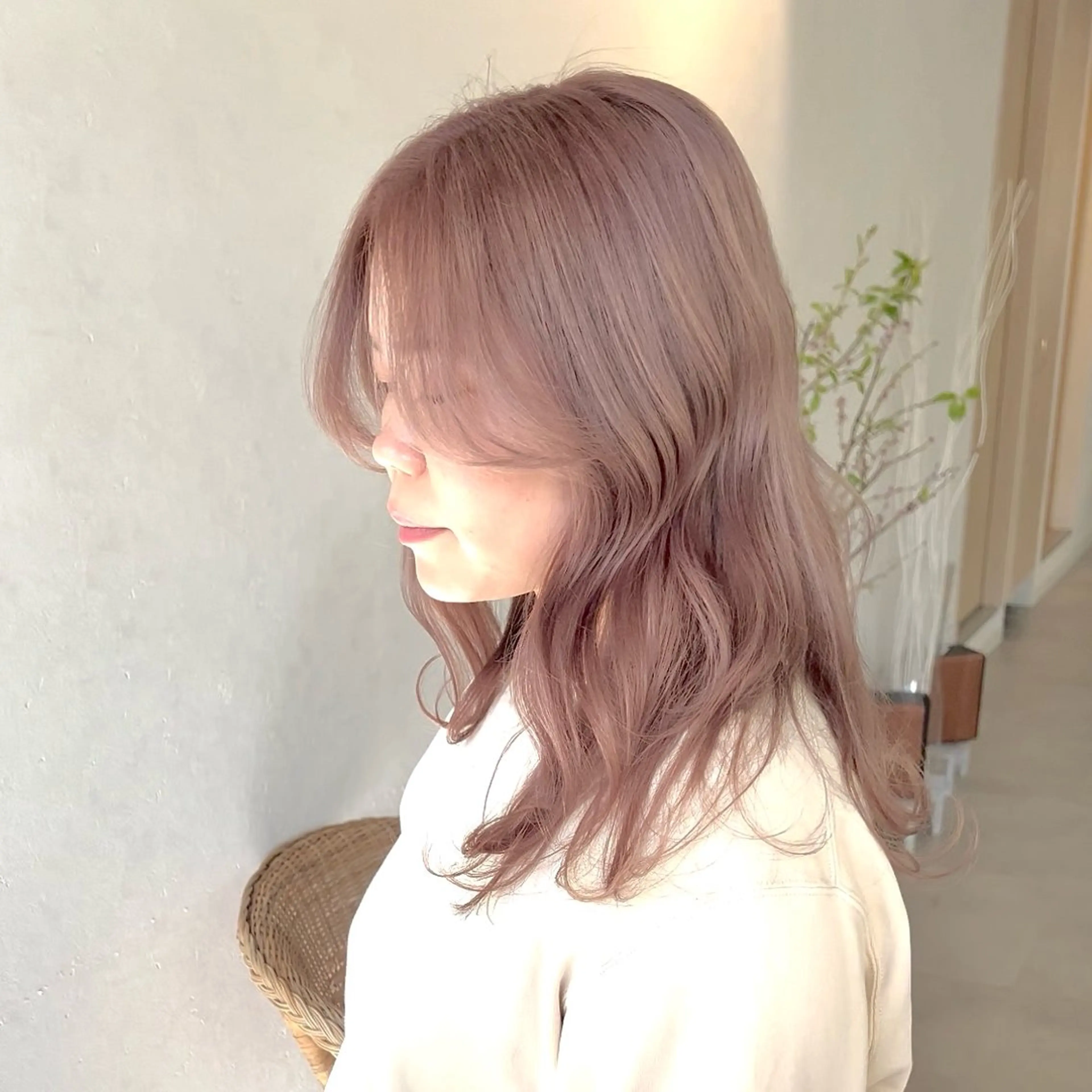 セミロング カラー カット ヘアカラー トリートメント ボブ/韓国ボブ/ブリ ーチ/鈴木康平のヘアスタイル
