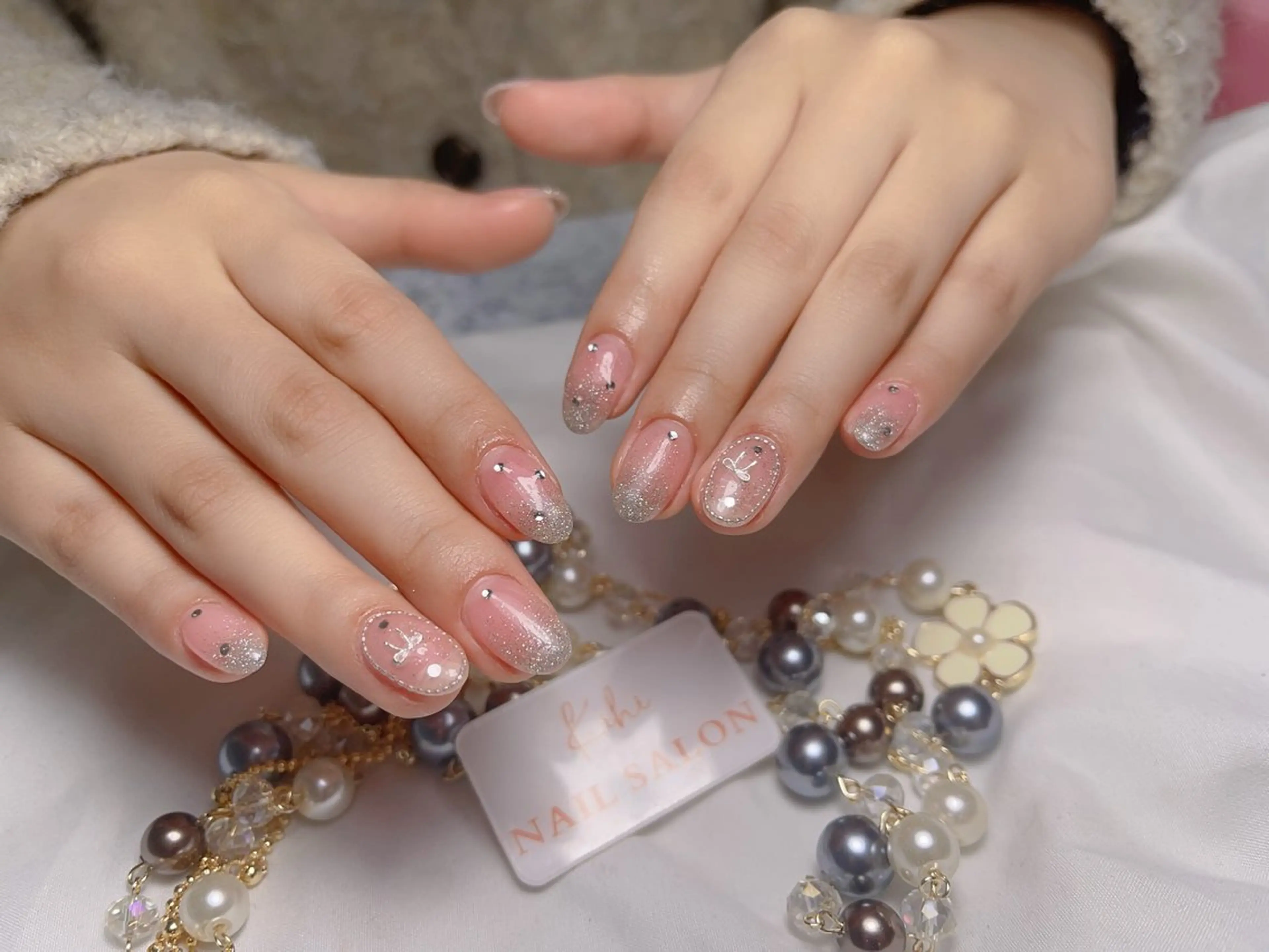 ネイル アートネイル フレンチネイル ジェルネイル グラデーション 韓国ネイル ハンドネイル 💕鈴木ユリ パラジェル/オフ無料のネイルデザイン