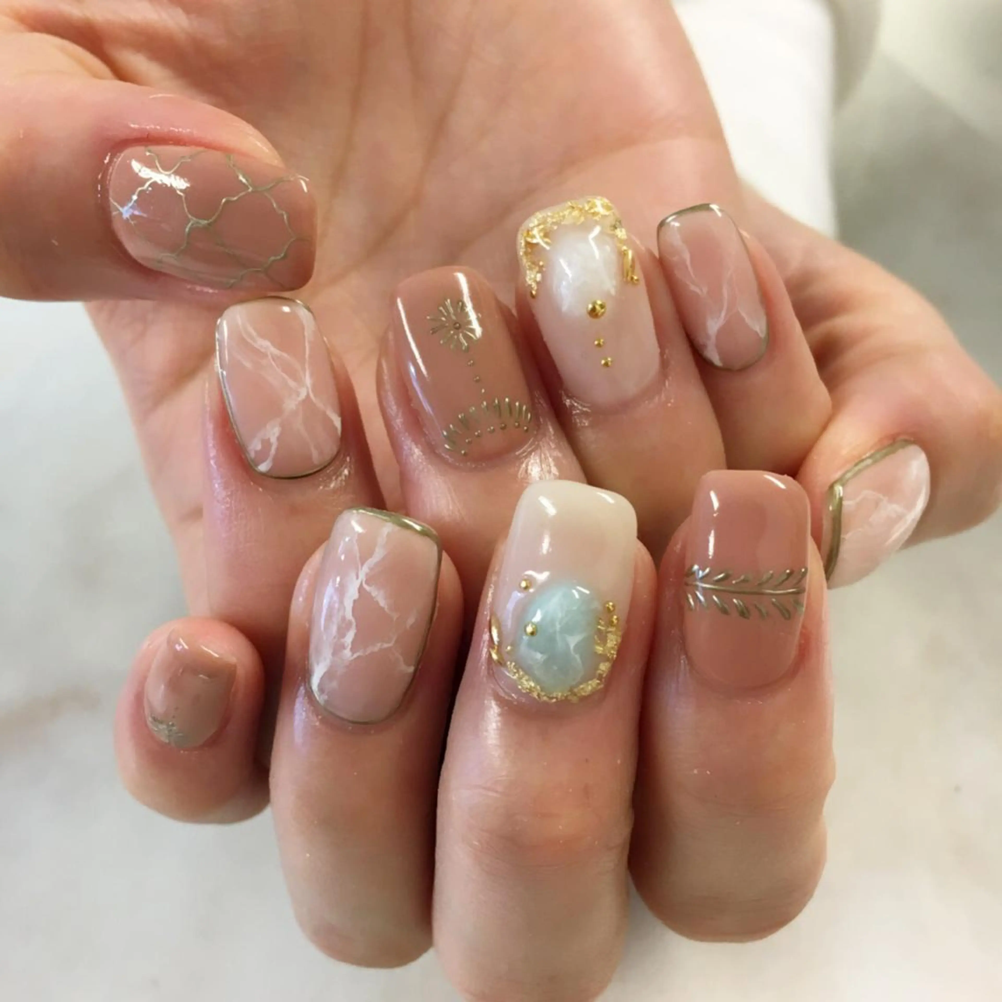 ネイル ジェルネイル SHINE NAILのネイルデザイン