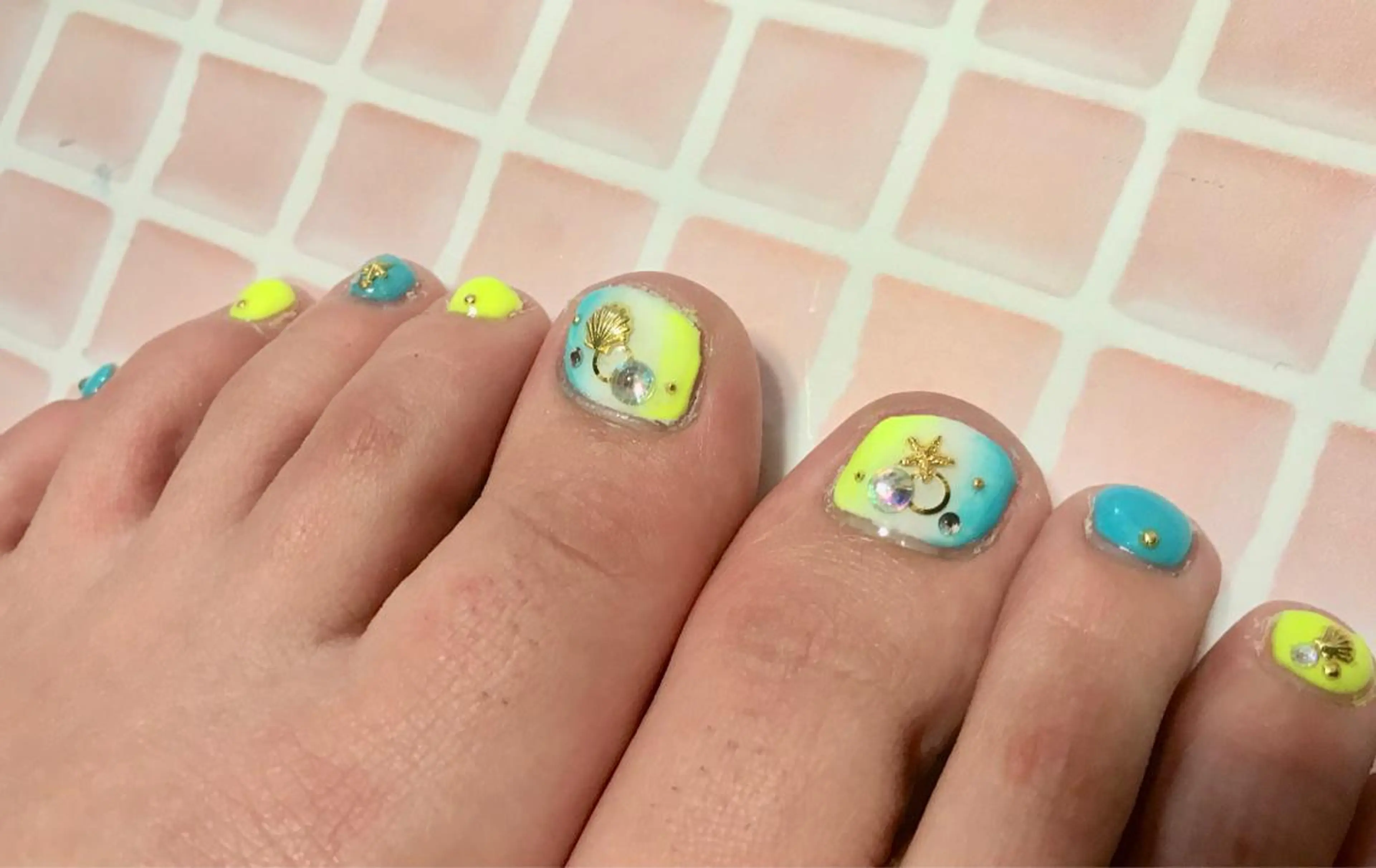 ネイル アートネイル フットネイル nico.nico.mark NAIL所属・小林 梓のエステ・リラクイメージ