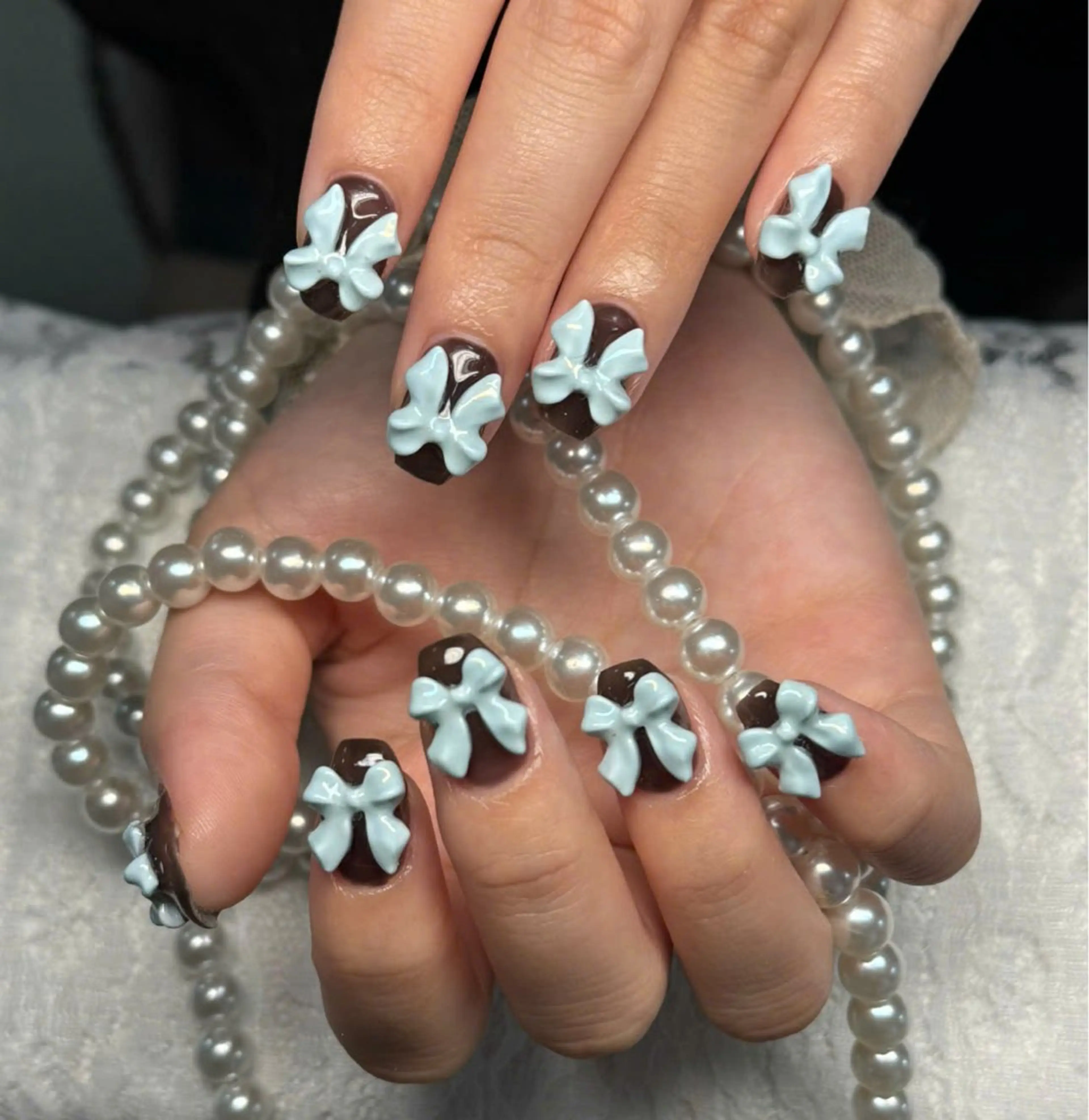 ネイル オーロラネイル フレンチネイル ジェルネイル ハロウィン キラキラネイル ハンドネイル H.baby Nail Salonのネイルデザイン