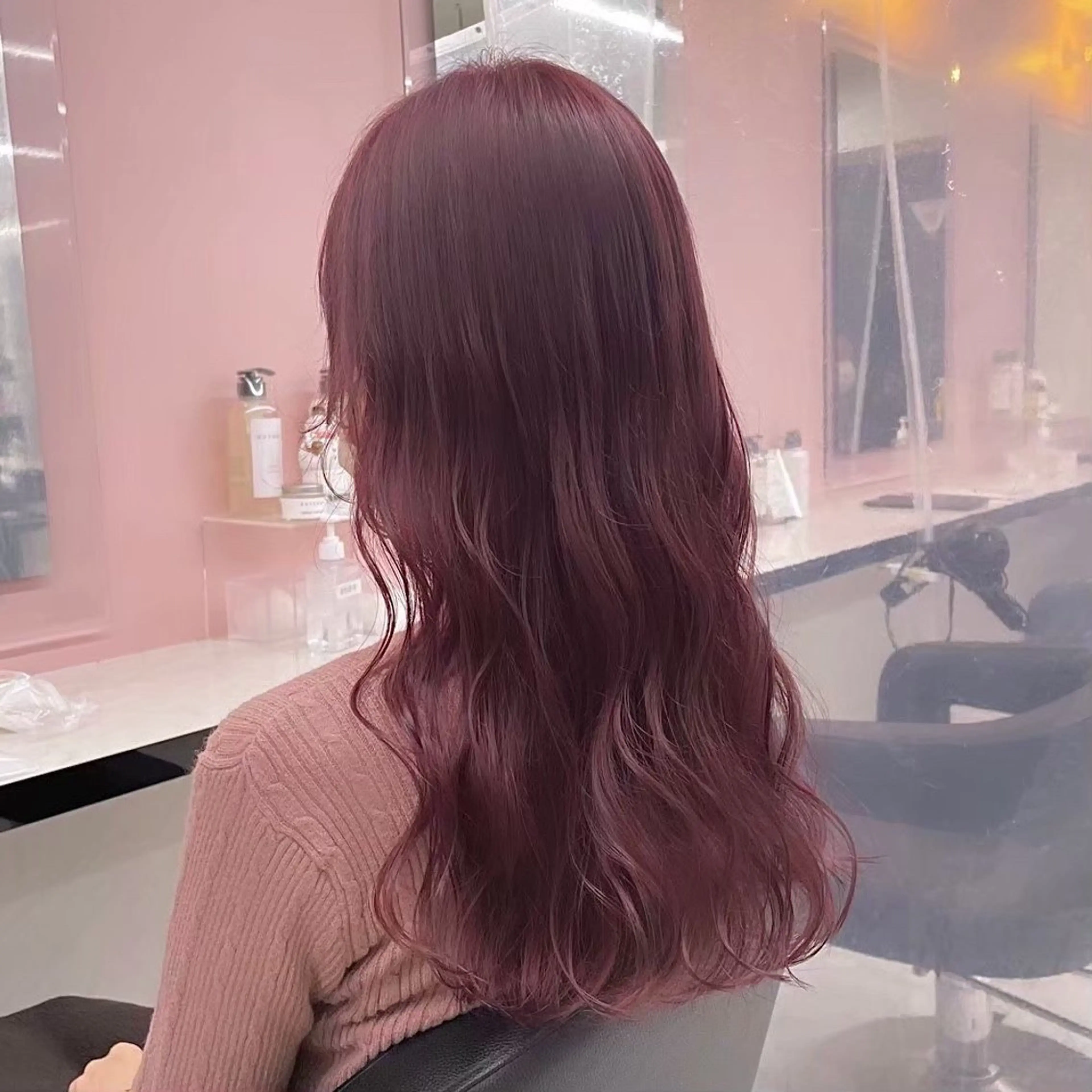 セミロング カラー ブリーチ ガーリーstyle ❤︎misaki🏹のヘアスタイル