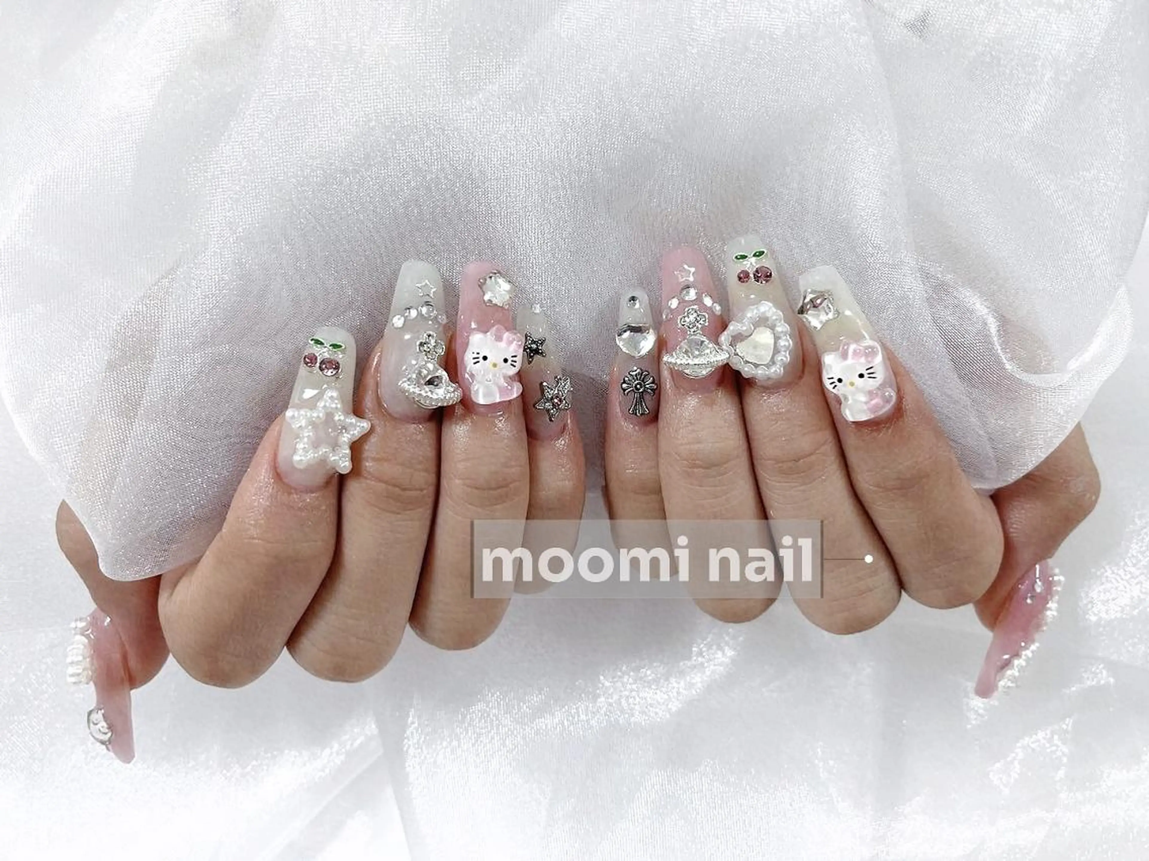 ネイル ハンドネイル moomi nail スカルプ専門のネイルデザイン