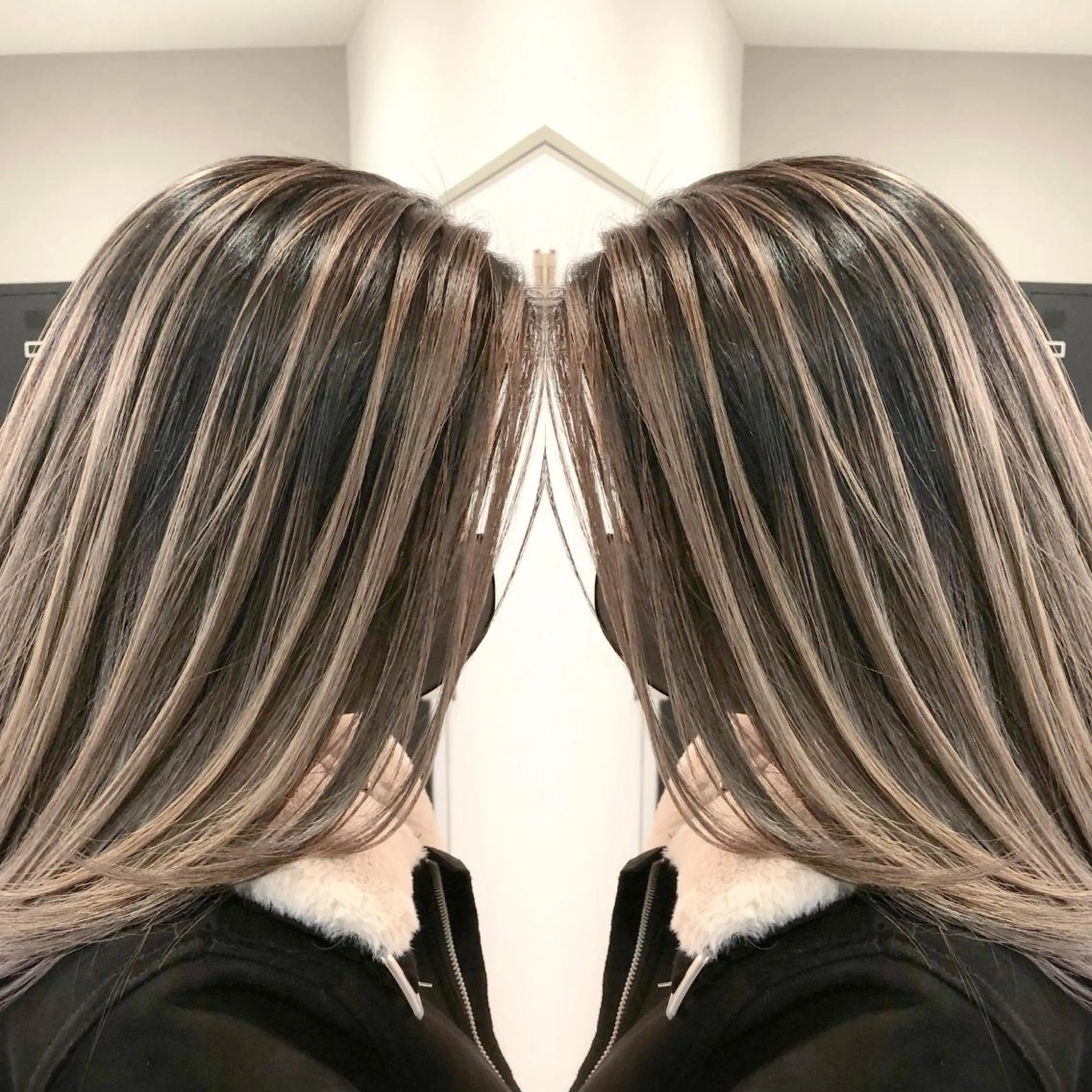 セミロング カラー ヘアアレンジ バレイヤージュ デザインカラー ハイライトカラー 外国人風カラー ハイライト アンドウ ユウ/ レイヤーカット/韓国のヘアスタイル