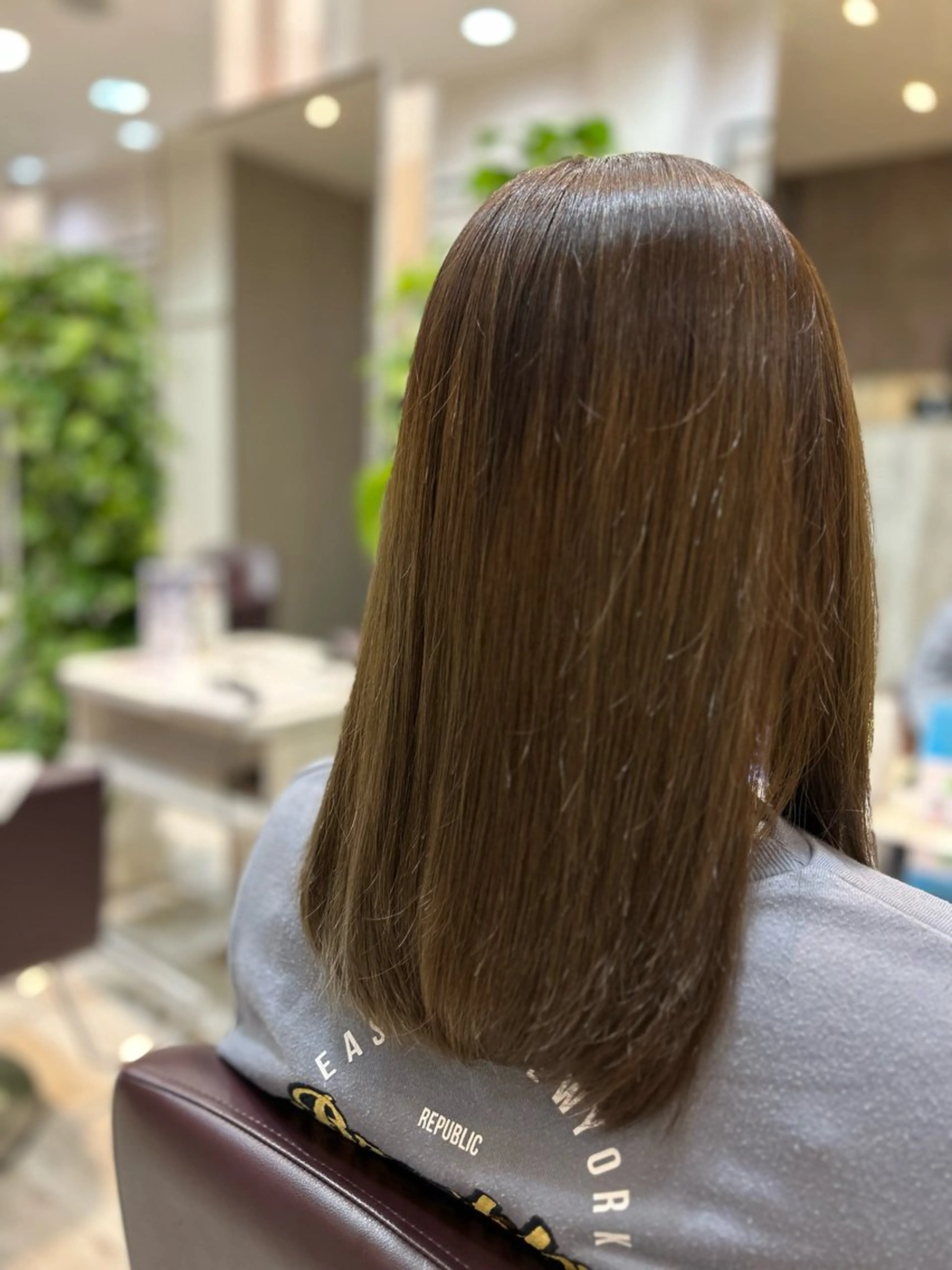 ロング カラー アッシュ ベージュカラー ブリーチ ブルーカラー ブルーアッシュ Breath by first 富谷【ブレス バイ ファースト 富谷】所属・田口 舞衣のヘアスタイル