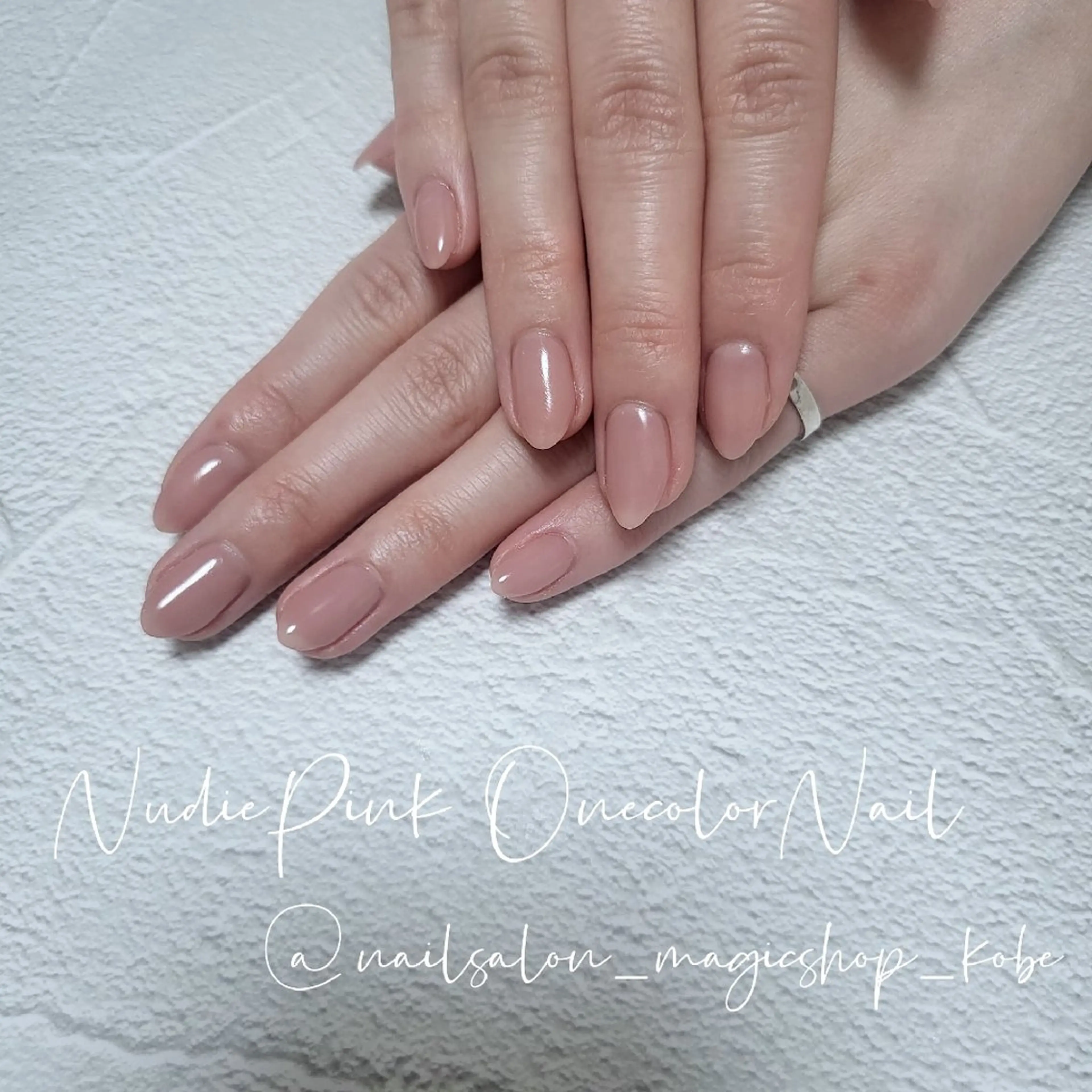 ネイル ジェルネイル オフィスネイル ワンカラーネイル ピンク ソフトジェル ハンドネイル Nailsalon MagicShopのネイルデザイン