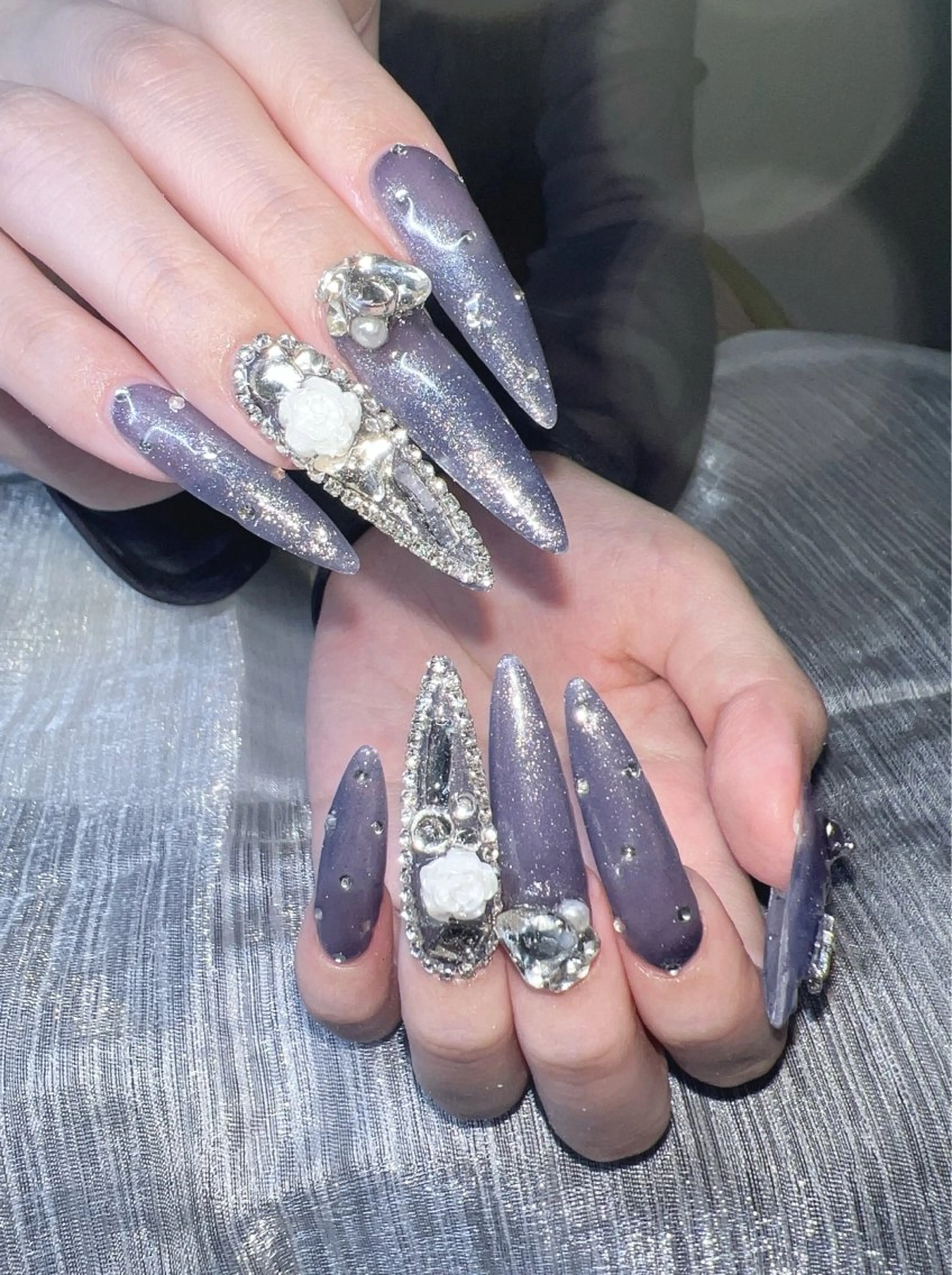 ネイル オーロラネイル チークネイル 長さ出し フットネイル フレンチネイル Lee Nailsのネイルデザイン