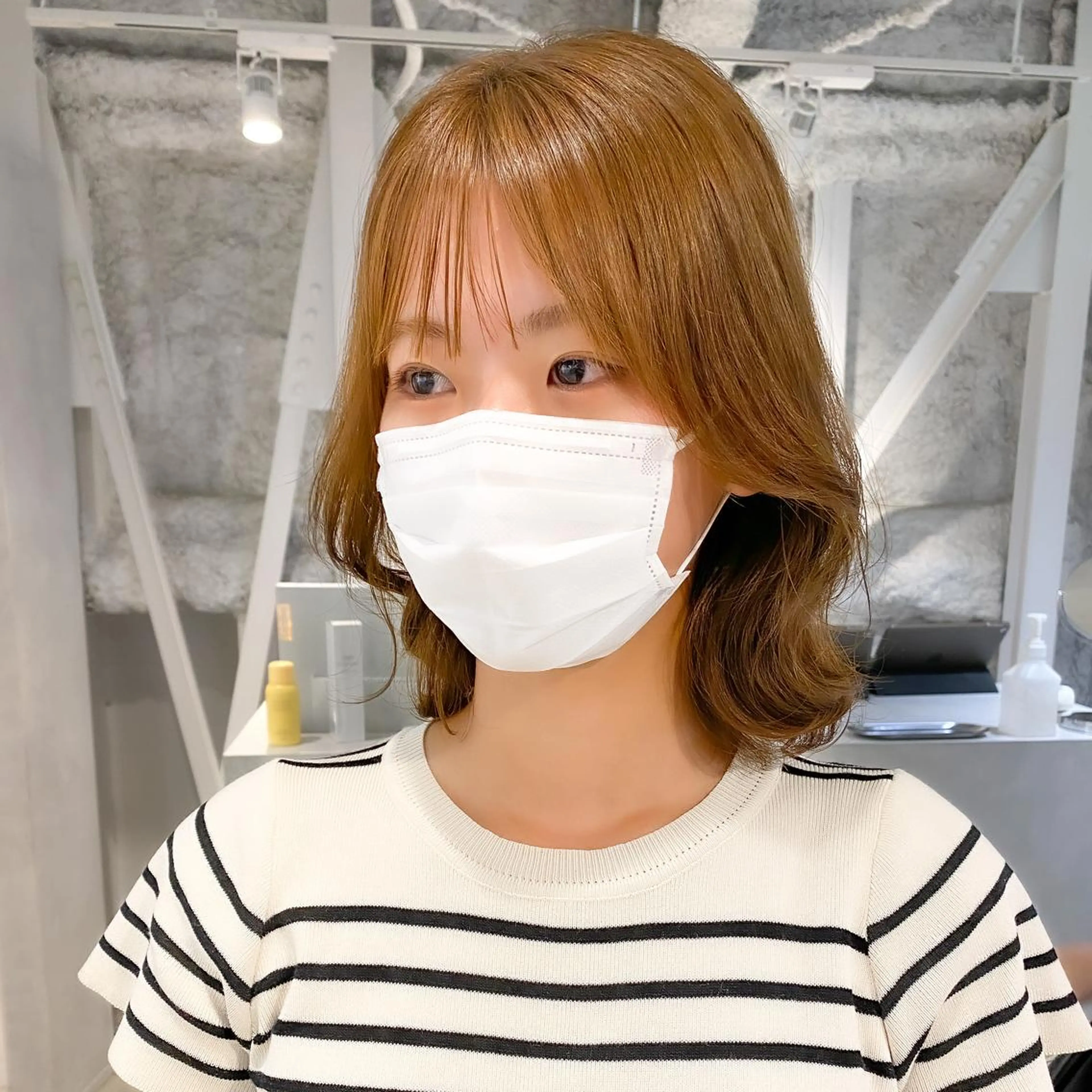 ミディアム パーマ ミディアムパーマ くびれヘア カット パーマ トリートメント レイヤーカットのプロ 大人ヘア宮森貴志のヘアスタイル