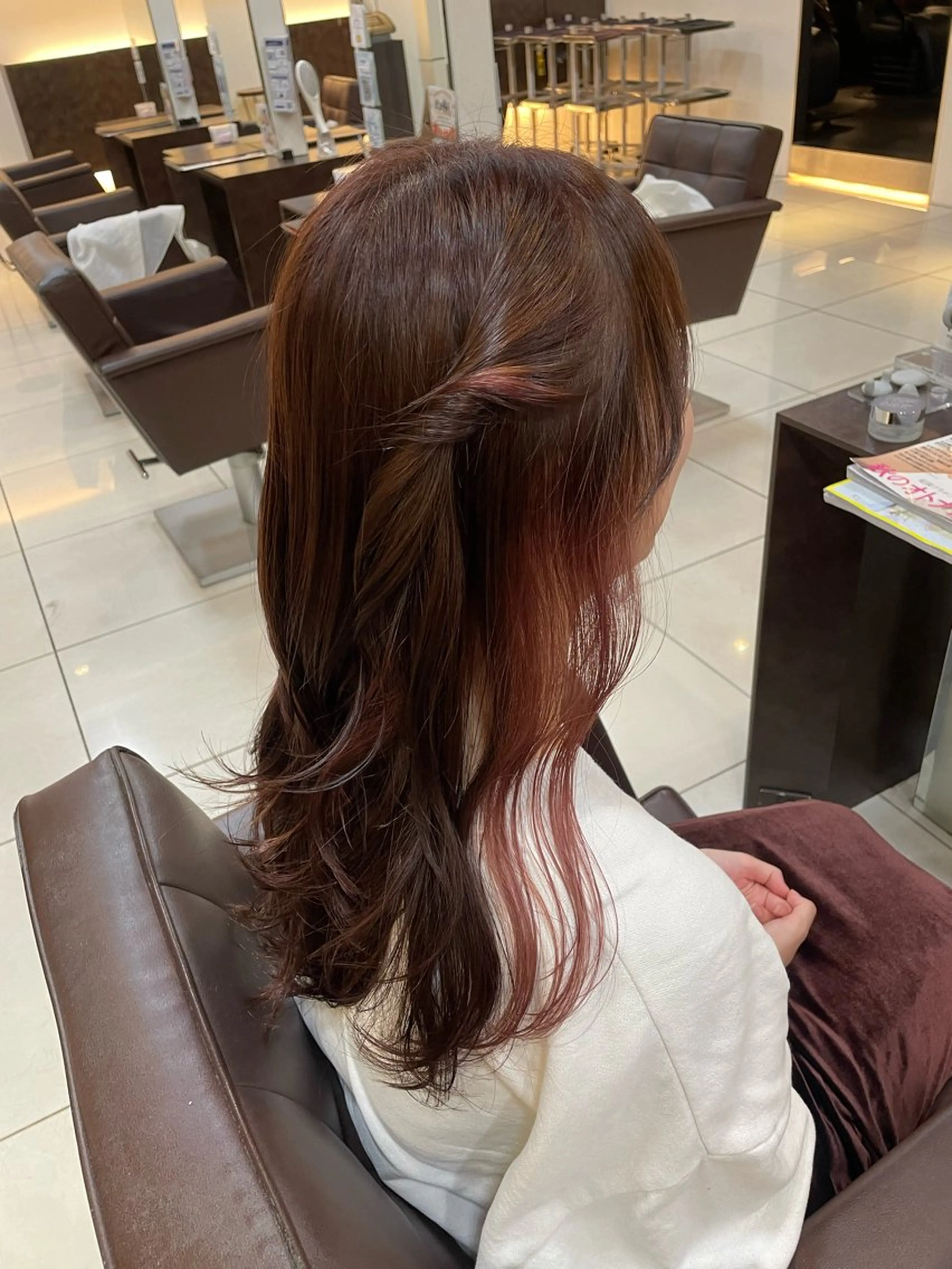 セミロング カラー 🤎韓国ヘア ベージュ まゆか🤎のヘアスタイル