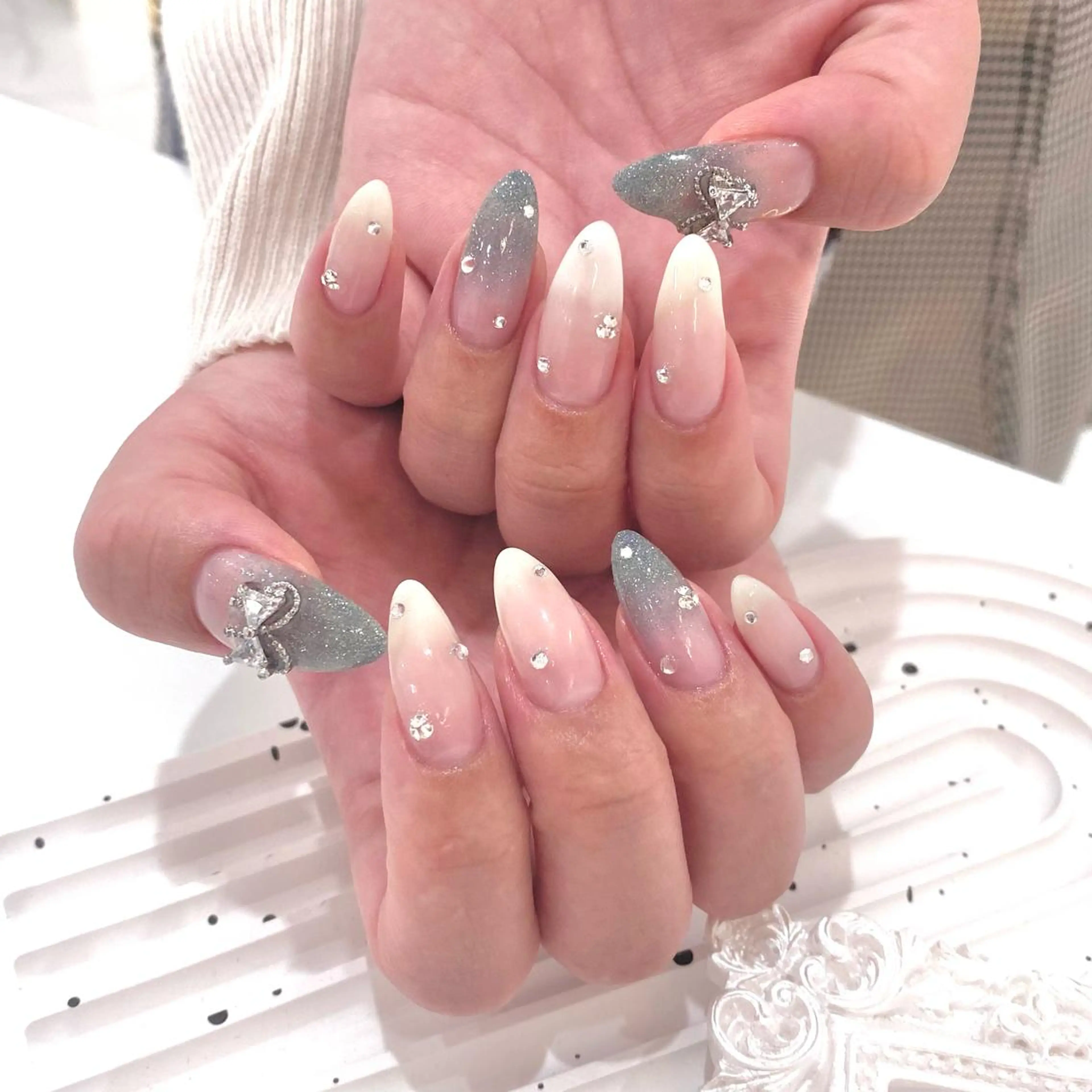 ネイル FLY Nail Salonのネイルデザイン