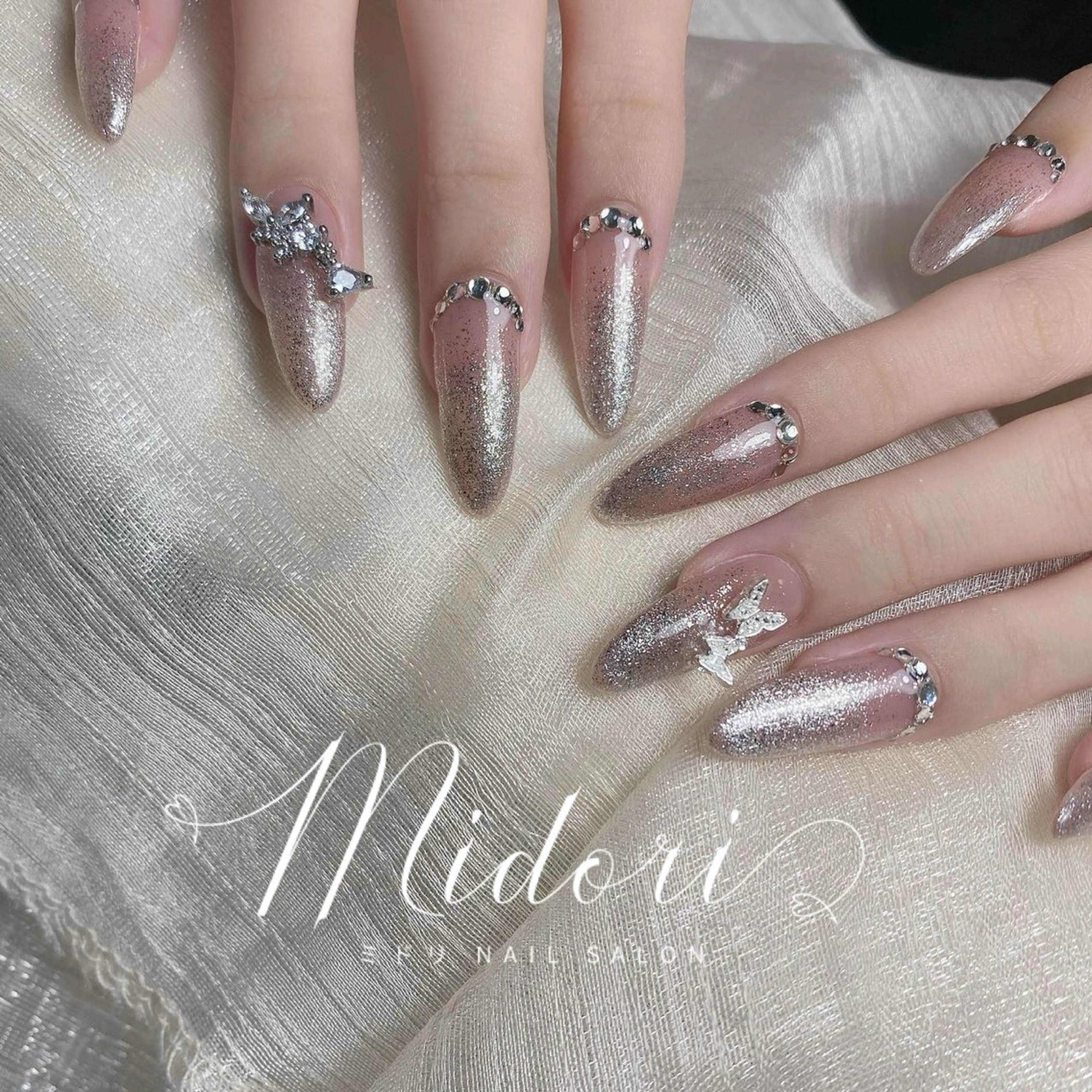 ネイル M eiのネイルデザイン