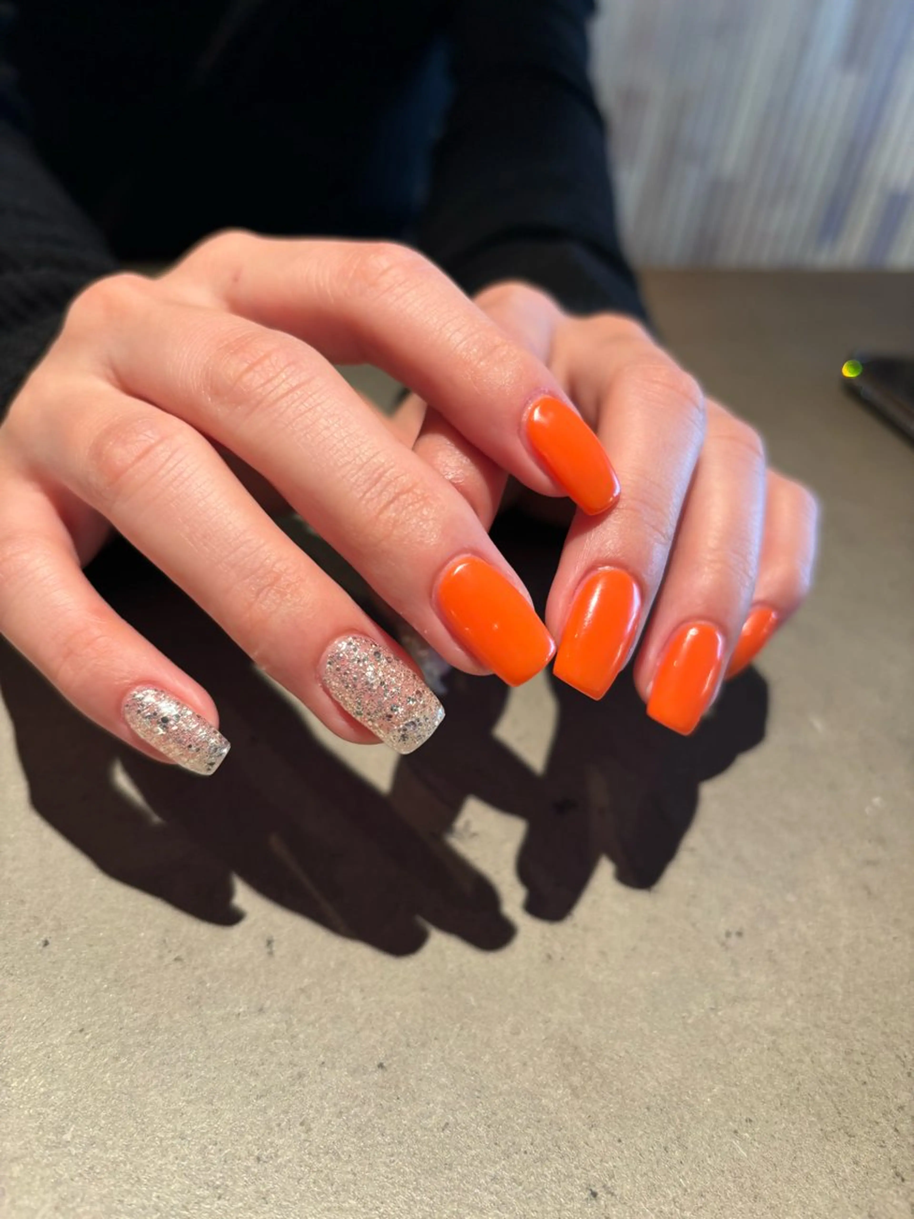 ネイル ラメ(グリッター) シルバー 赤根 風南のネイルデザイン