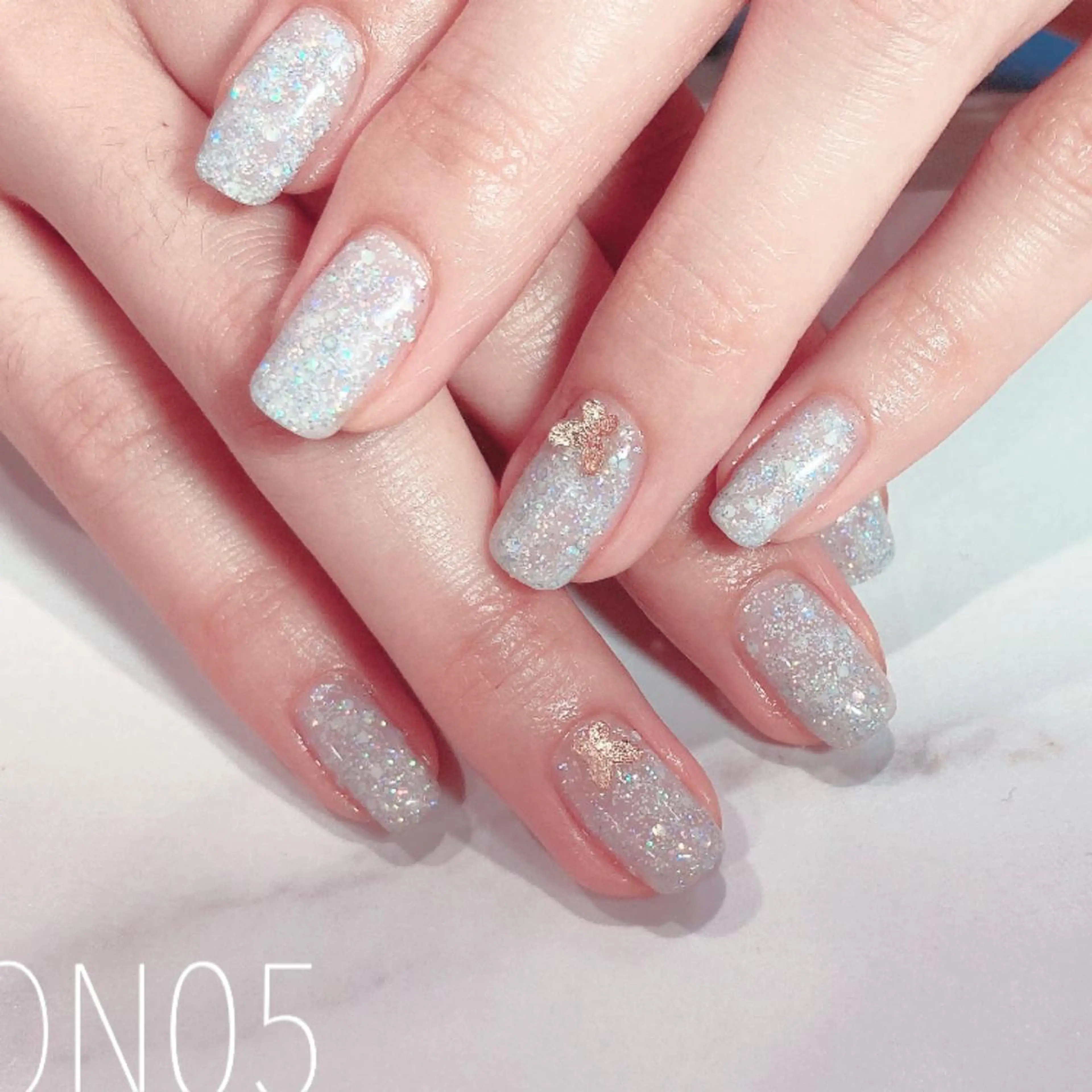 ネイル 園 寛子 （ネイリスト）のネイルデザイン