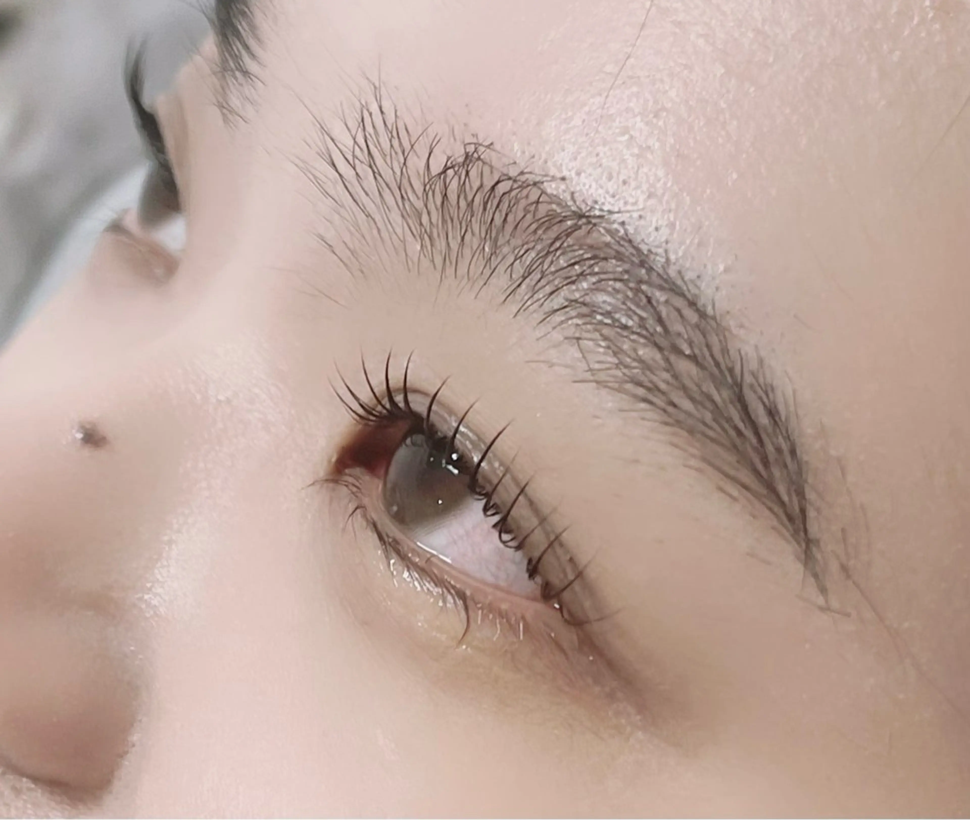 マツエク・マツパ パリジェンヌラッシュリフト Lua eye beauty 和泉府中店所属・川嵜 紗久良の眉毛・アイブロウイメージ