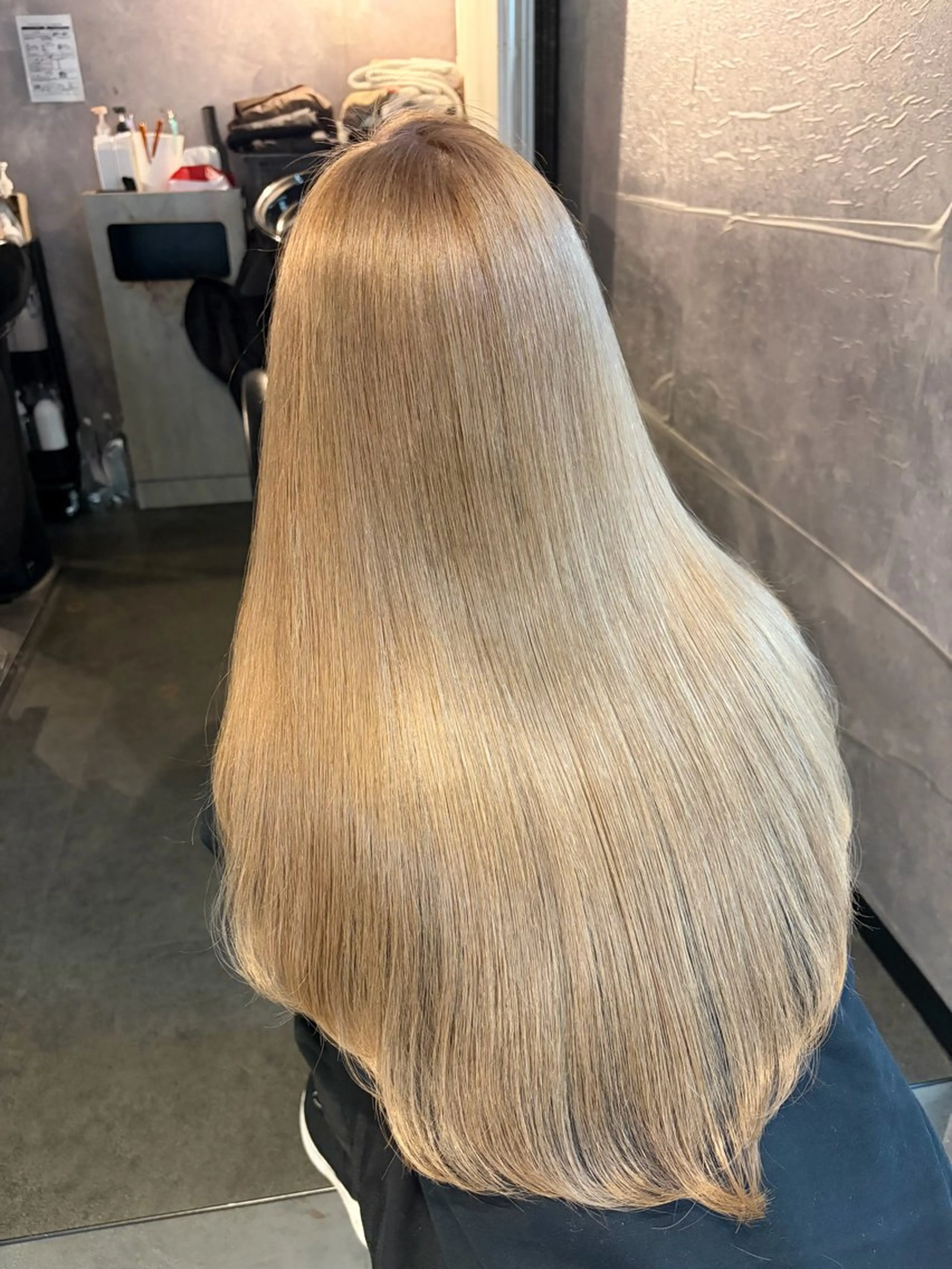 ロング カラー ヘアカラー トリートメント 🩶mana🩶艶髪 /カラーオンカラーのヘアスタイル