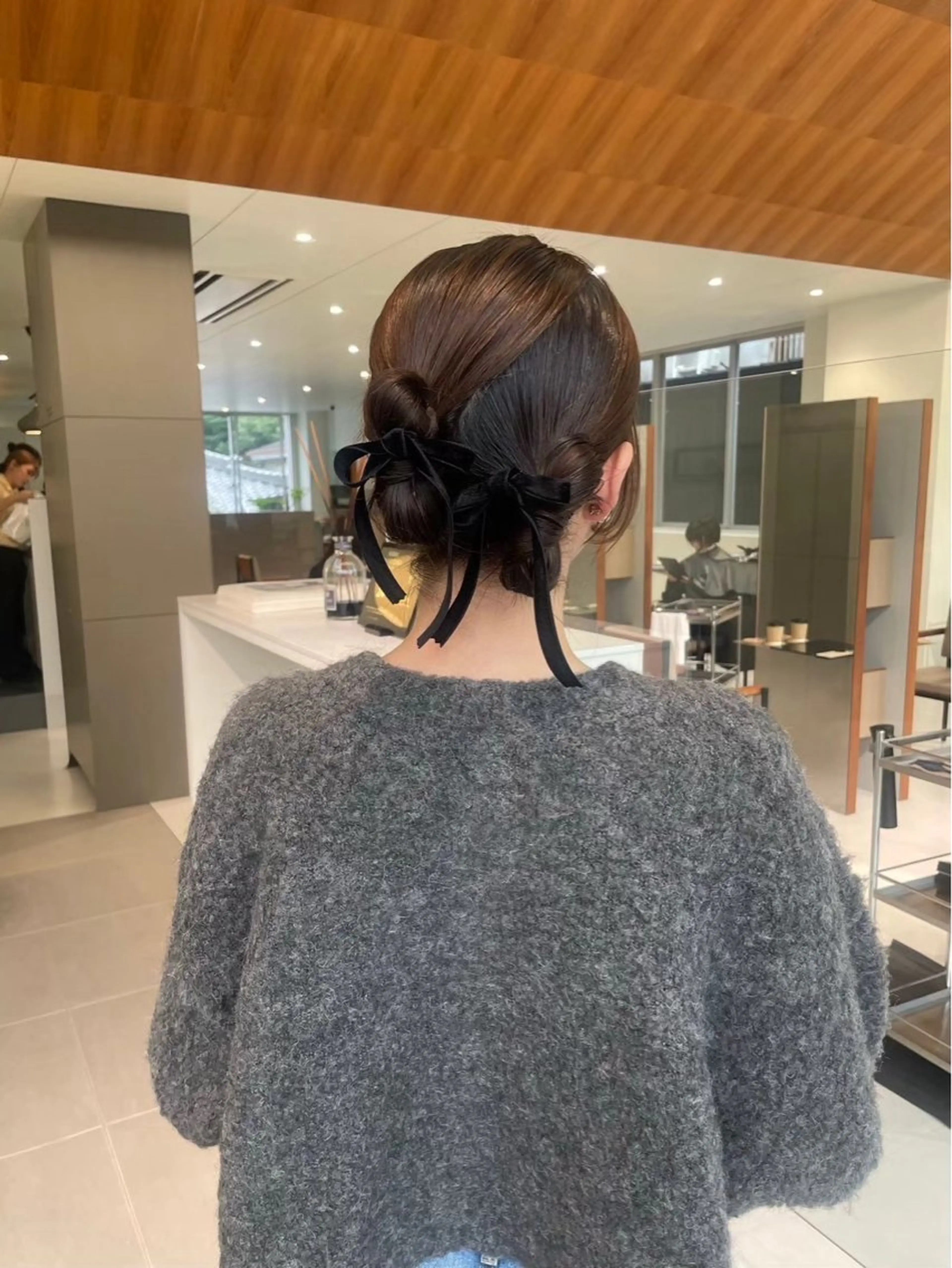 ミディアム LOREN＋透明感 オリーブhirokoのヘアスタイル