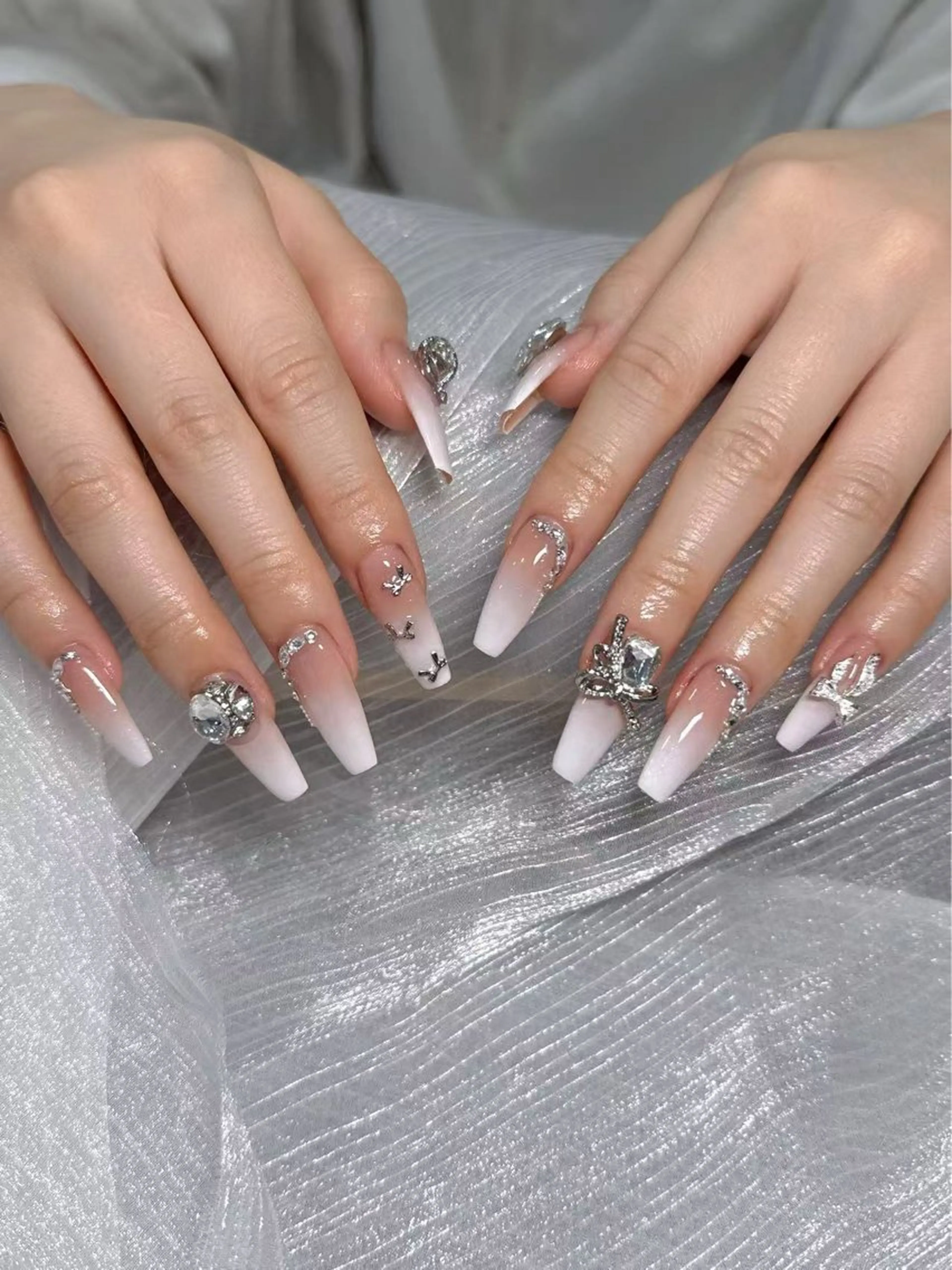 【チップ長さだし】120分持ち込みデザイン★ 6本指までにの写真