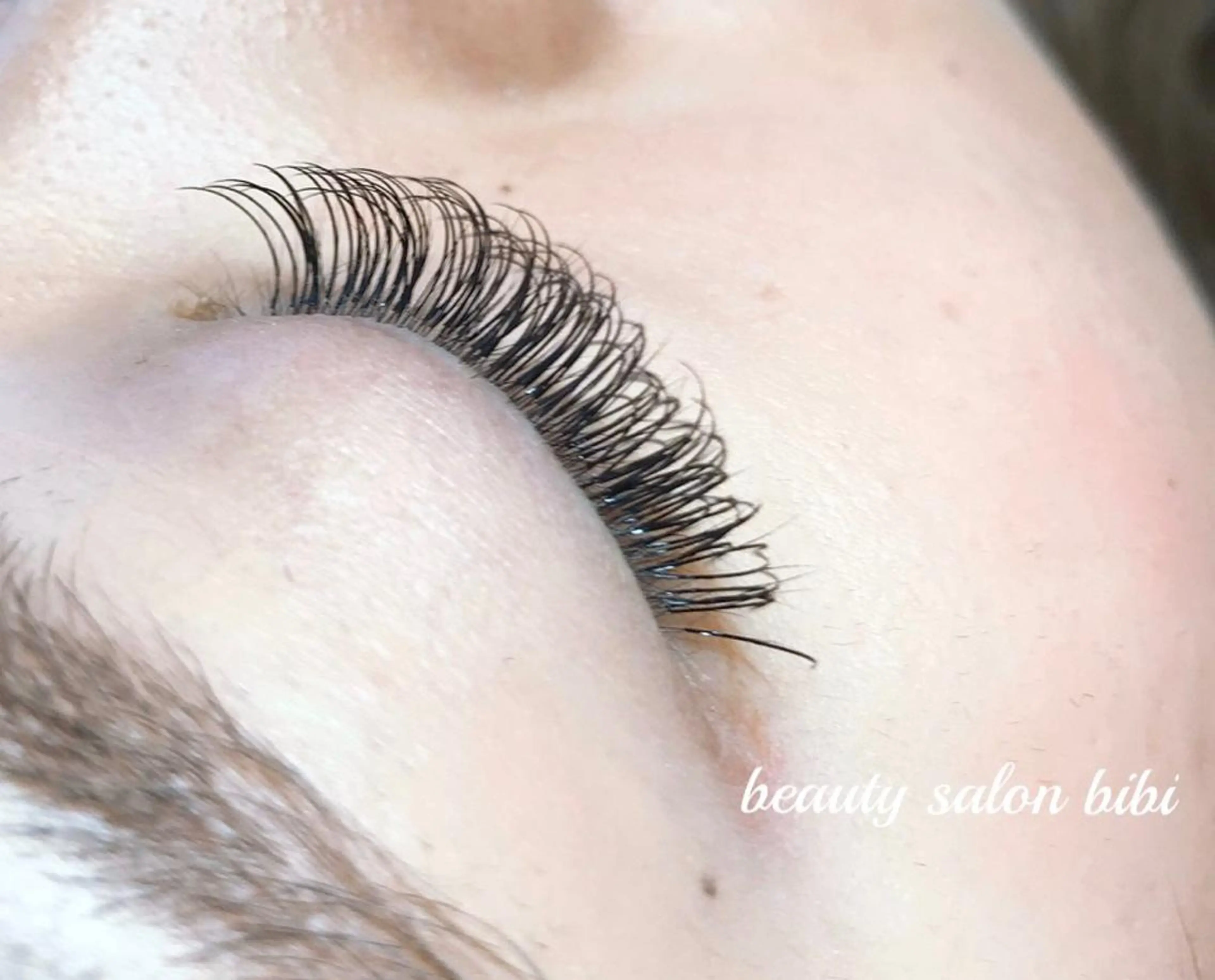 マツエク・マツパ 美容室 美美所属・髙坂 友香のエステ・リラクイメージ