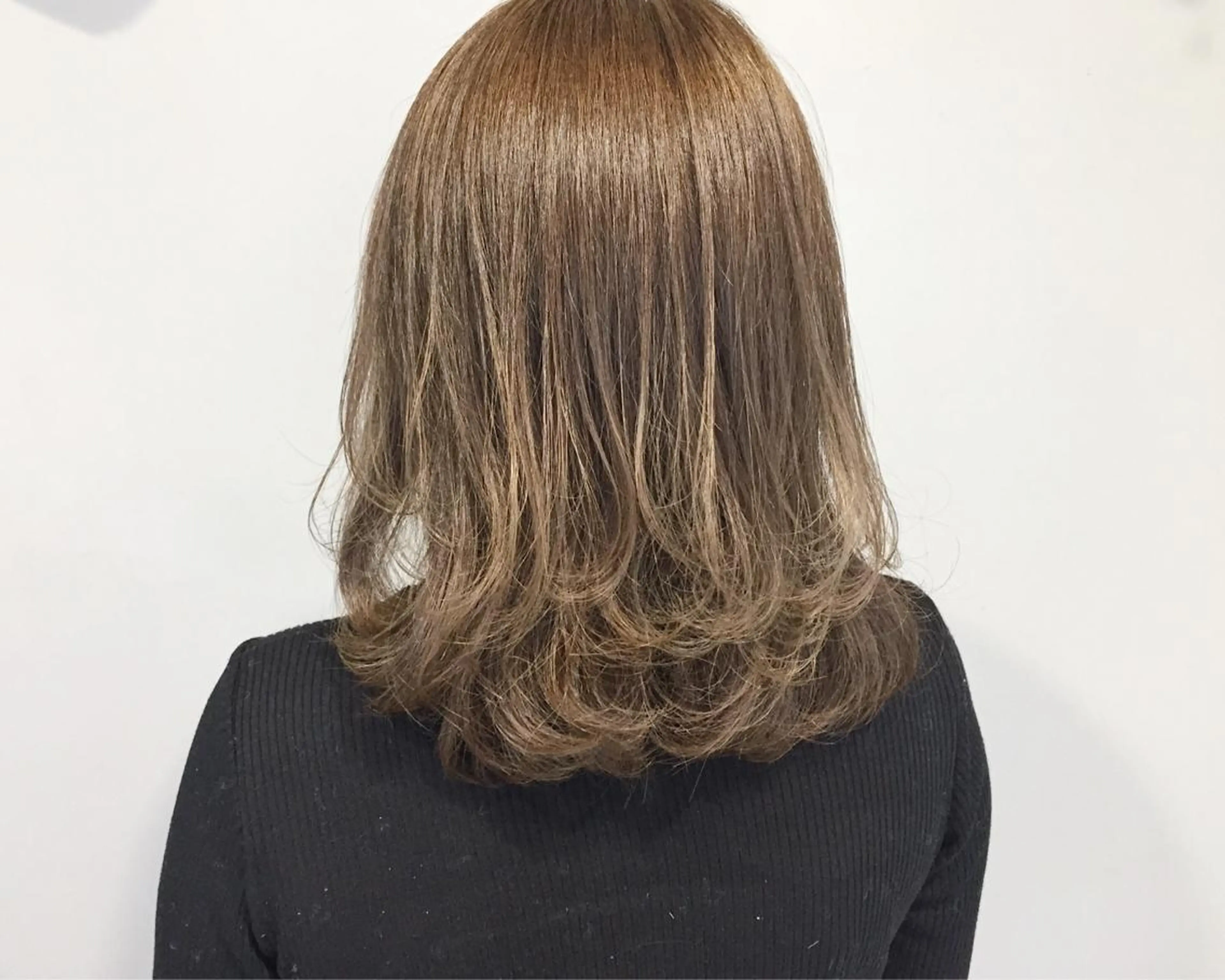 ミディアム カラー VIRETTA所属・VIRETTA 【ヴィレッタ】のヘアスタイル