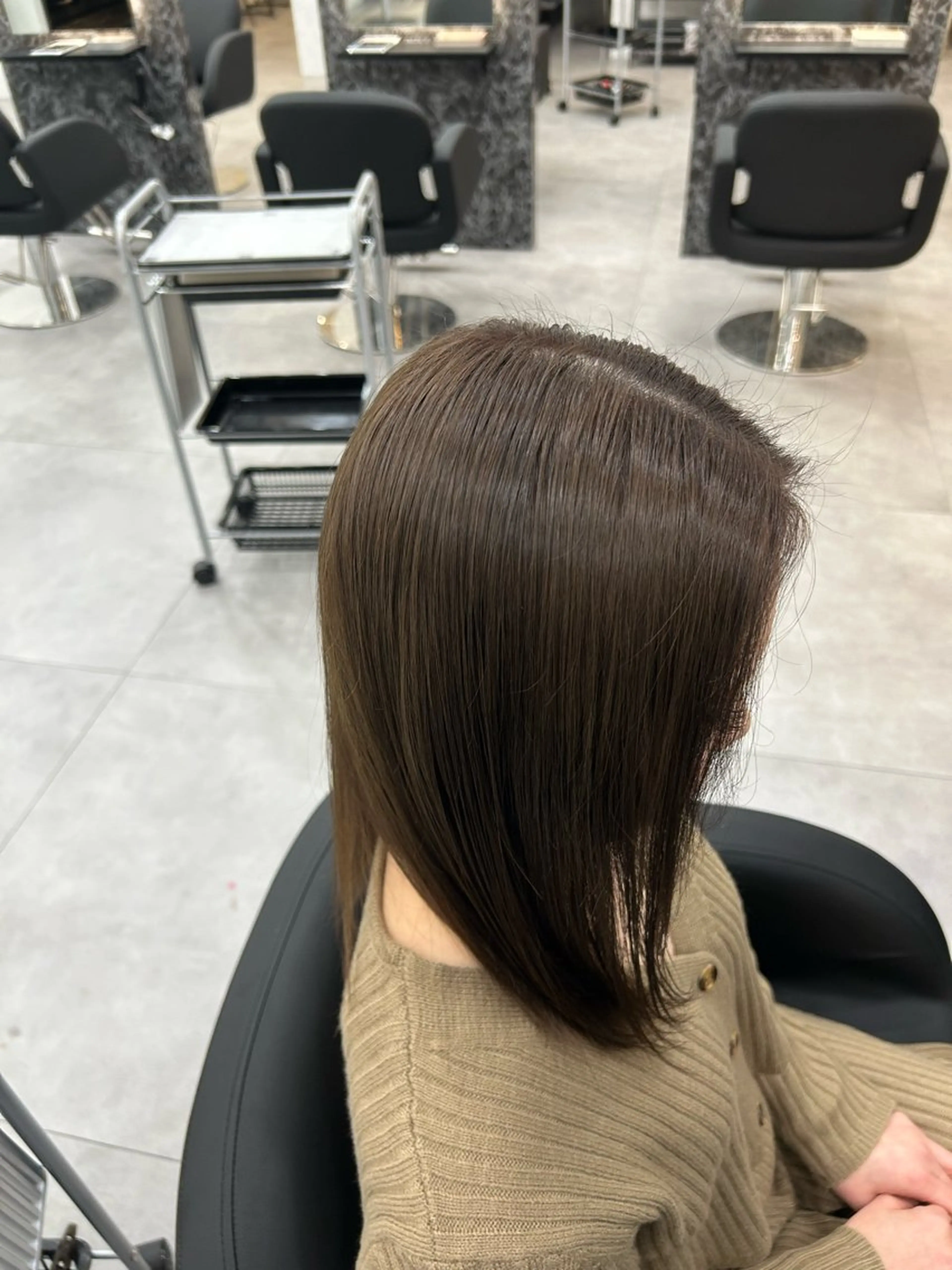 ミディアム 山田 航平のヘアスタイル