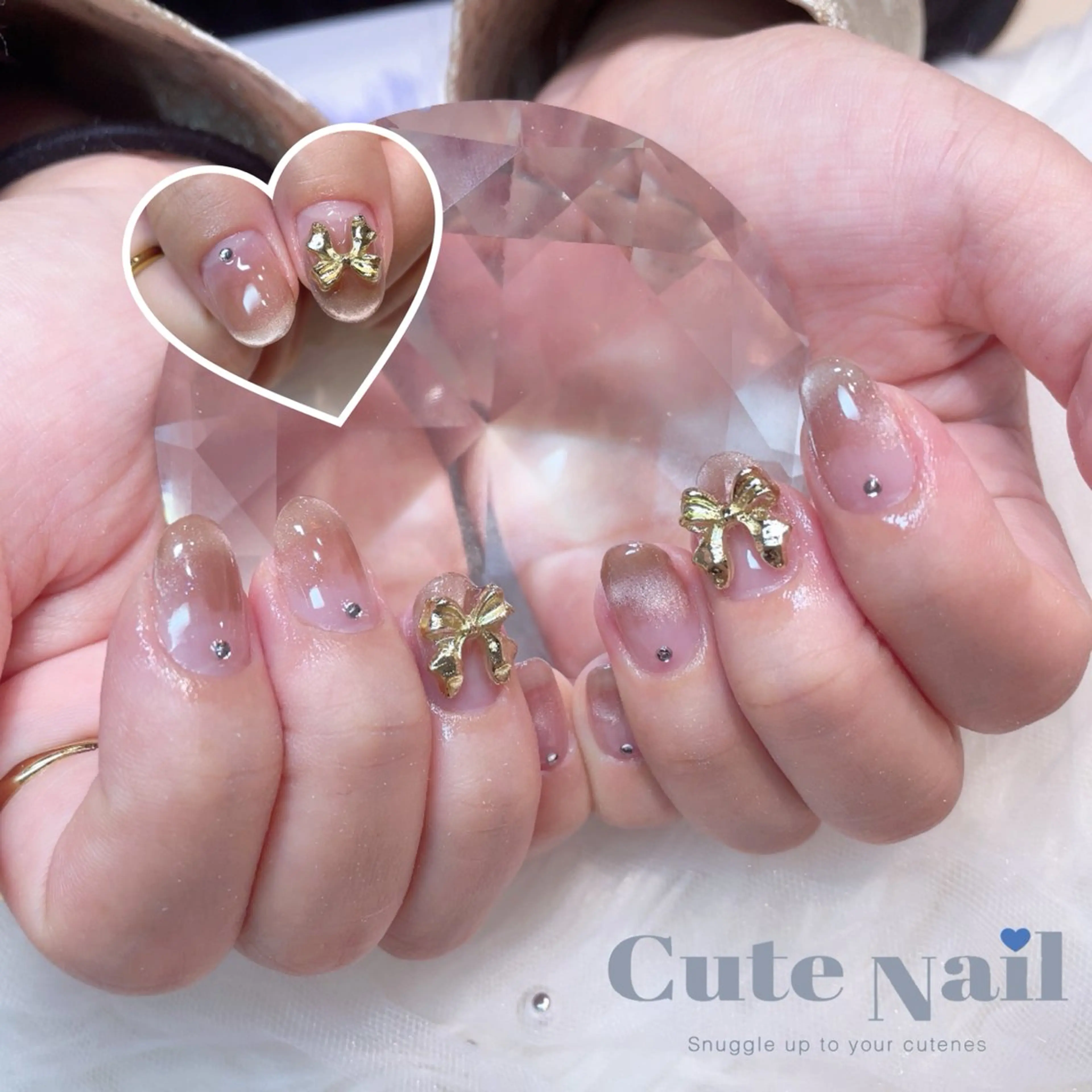 ネイル GO TODAY SHAiRE SALON原宿 Liber所属・️🫧もこ 艶感ネイル🫧のネイルデザイン