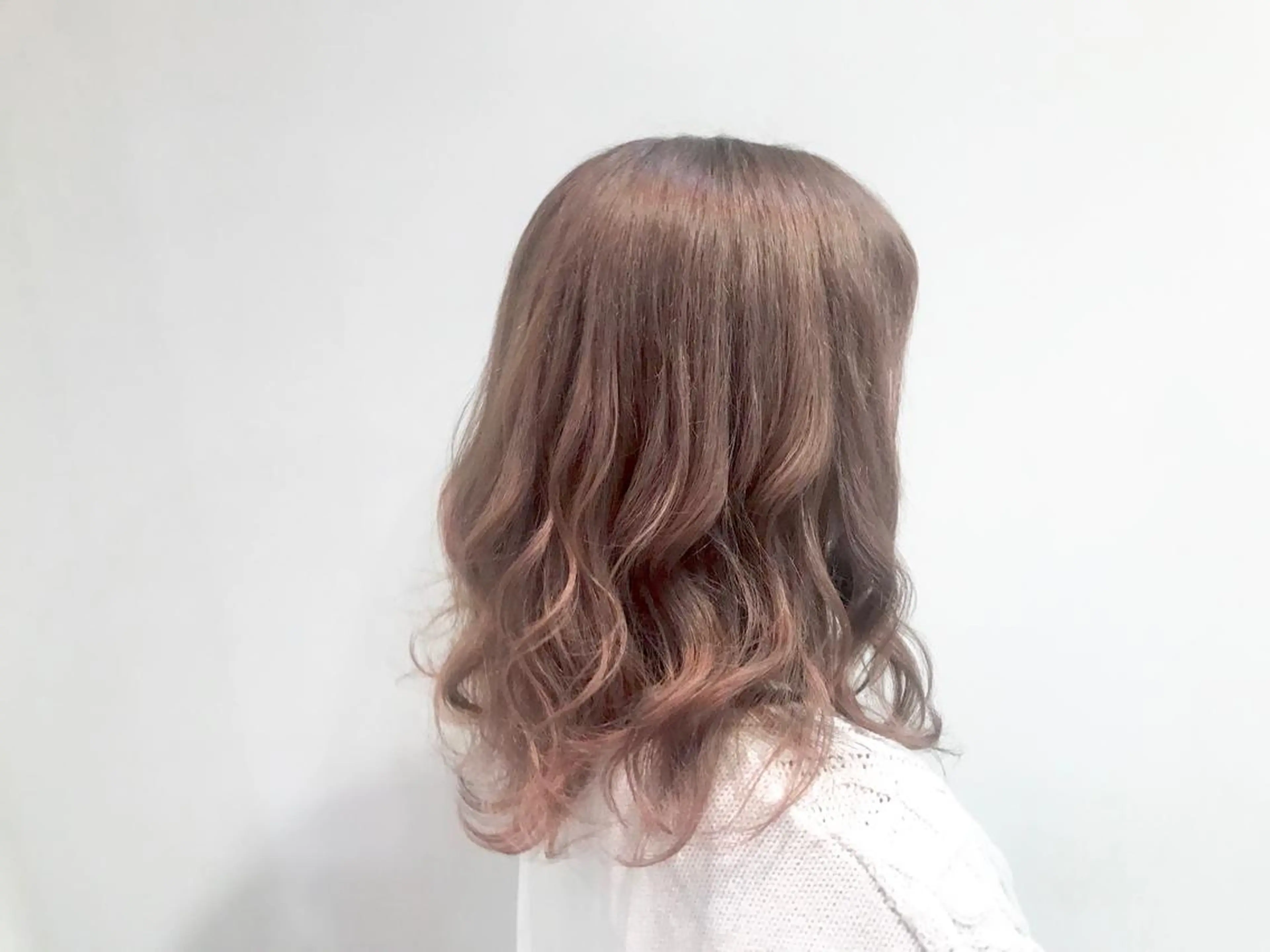 ミディアム ヘアカラー ✨美髪サラ艶トレンド 橋柿 実紀✨のヘアスタイル