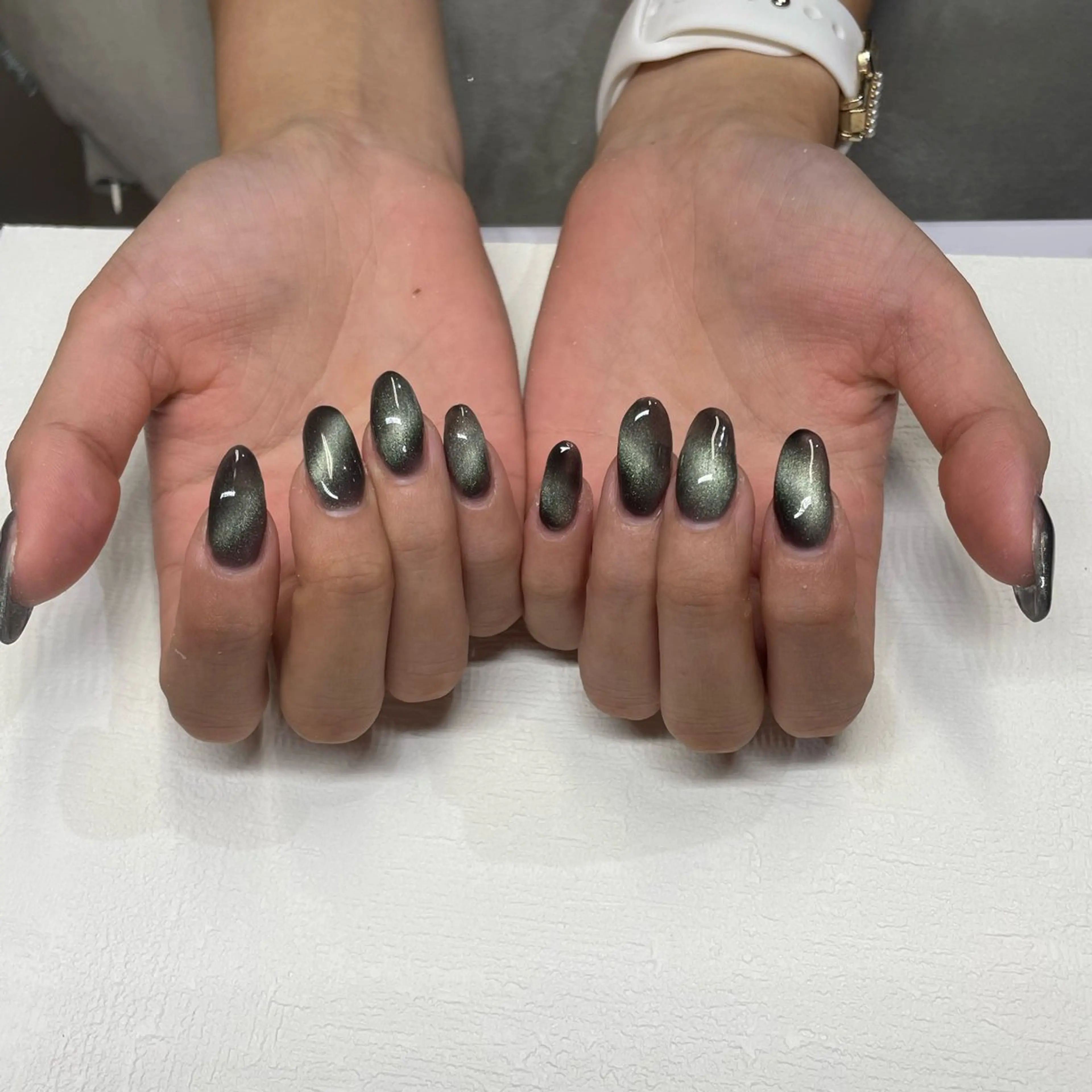 ネイル Ada立川店🫧宮田 美桜のネイルデザイン