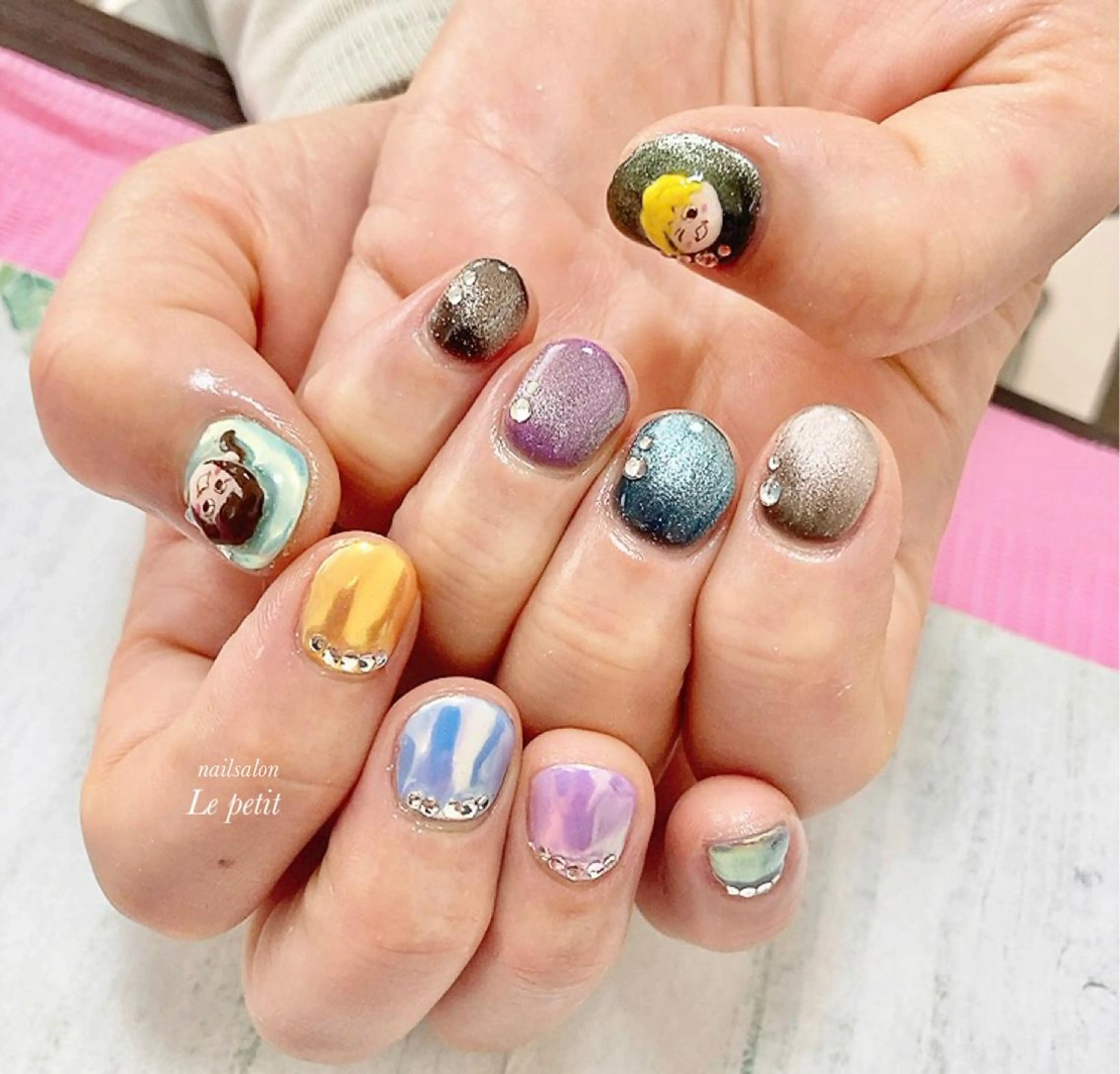 ネイル 石野 広佳のネイルデザイン