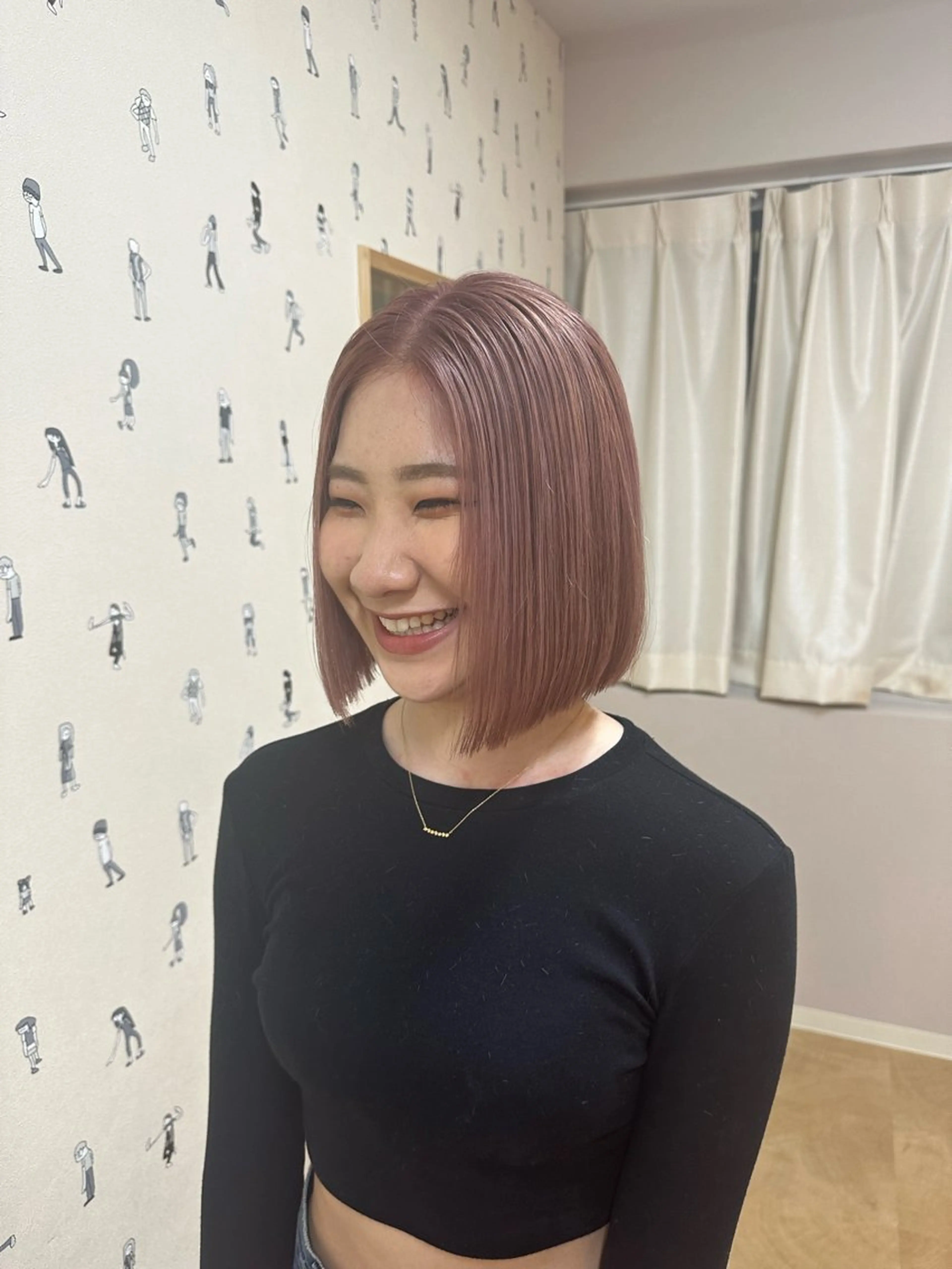 ショート カラー ブラウンカラー ピンクカラー ピンクブラウン ボブ hair salon KAFKA所属・鈴木 海都のヘアスタイル