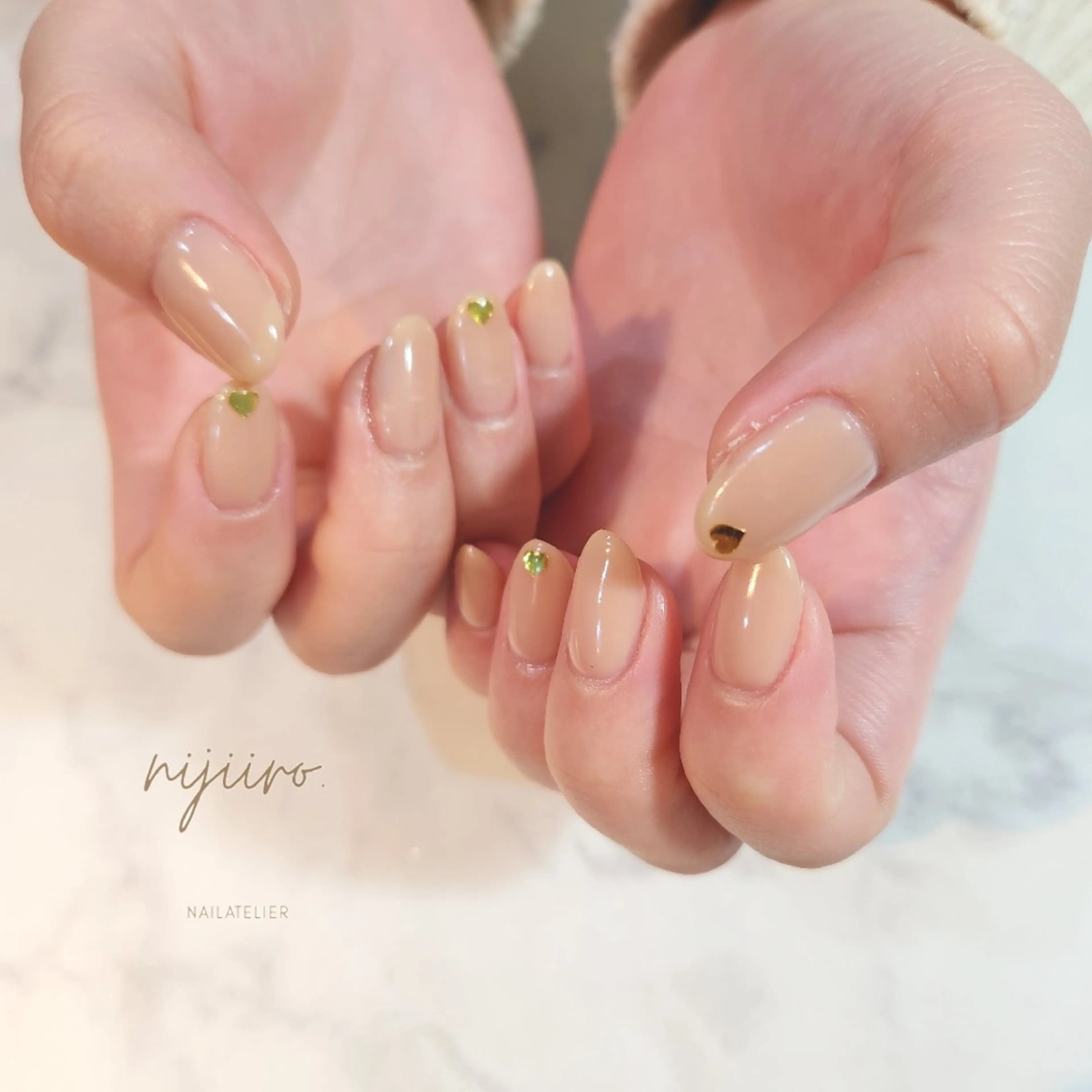 ネイル ハンドネイル nailatelier nijiiro.所属・nijiiro🌈 サトウのネイルデザイン