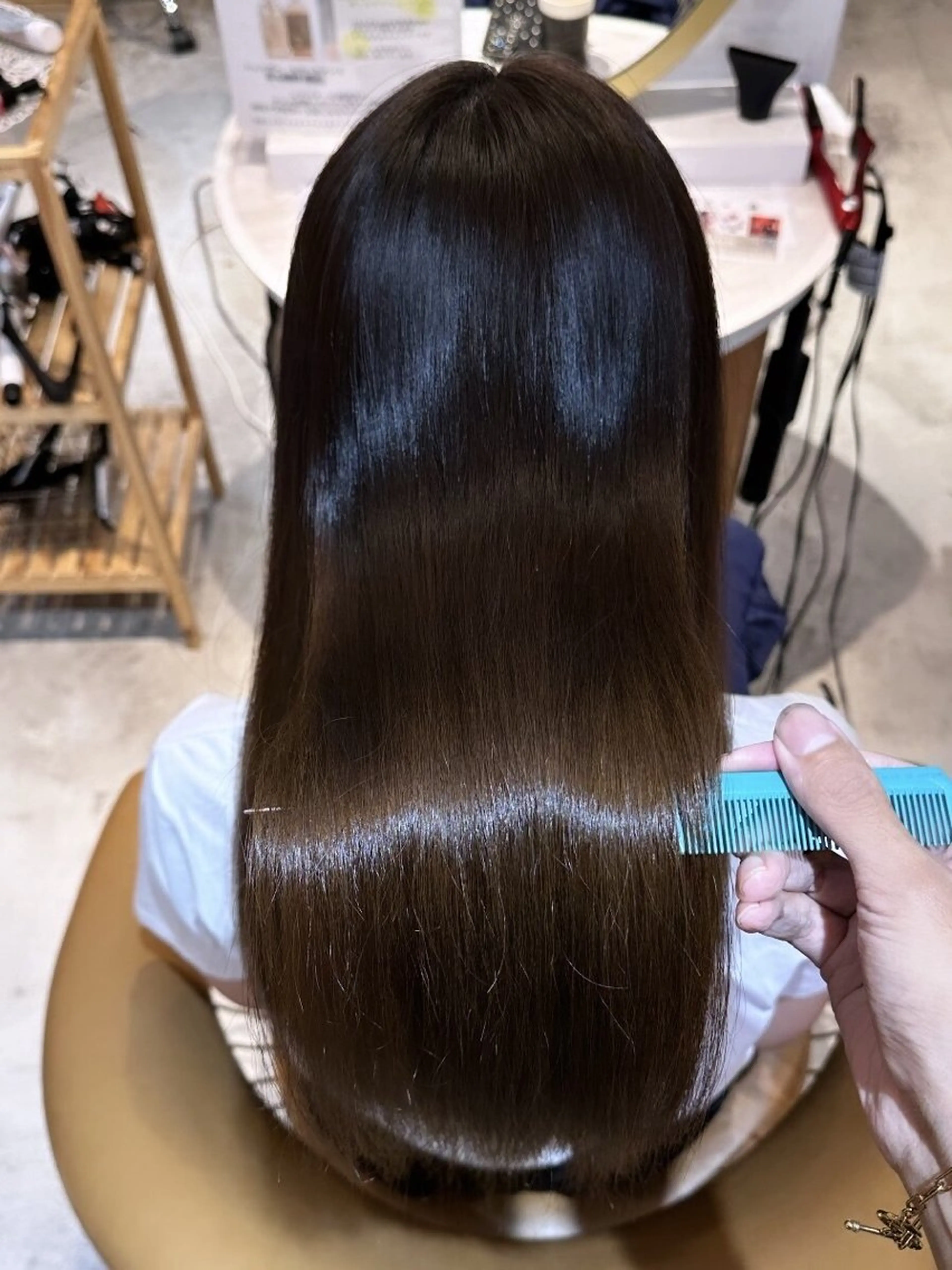 ❣️SNSで話題❣️アルカリ酸熱トリートメント+メンテカット＋プチスパ🫧の写真