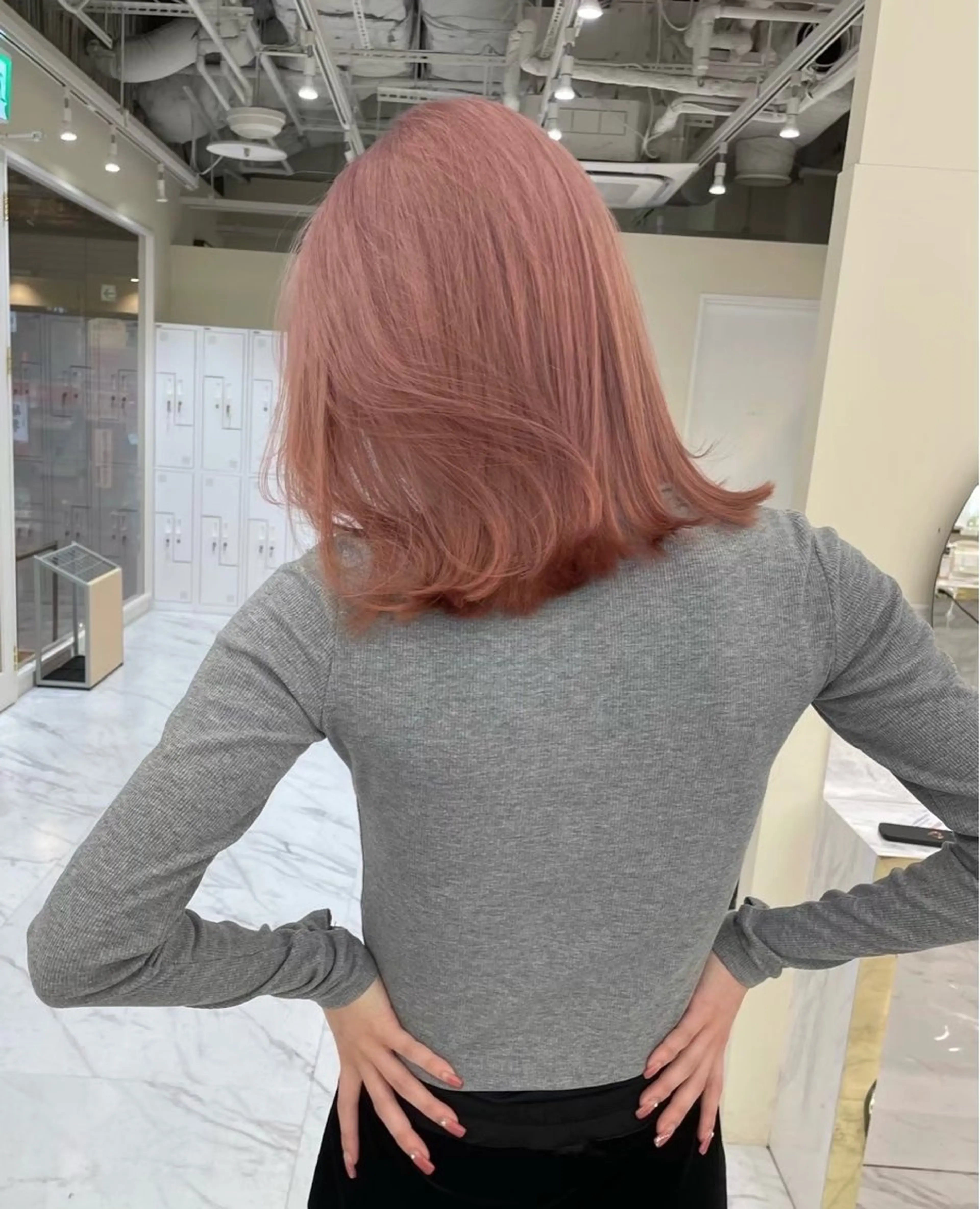 ショート カラー ベージュカラー ハイトーンカラー ピンクカラー ピンクベージュ ヘアカラー 髪質改善🫧 カラー特化/Hinaのヘアスタイル