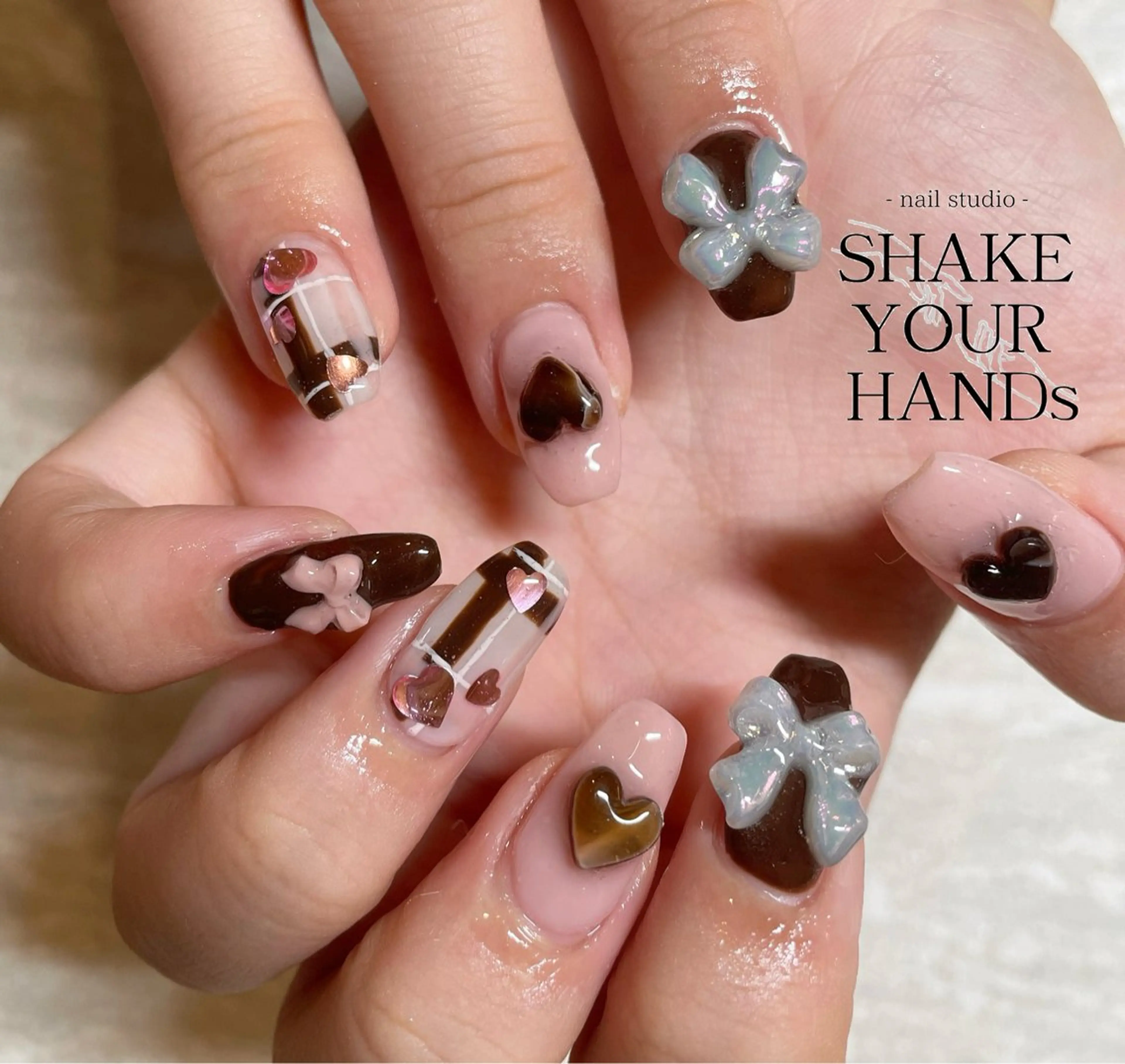 ネイル ハンドネイル ネイルスタジオ シェイクユアハンズのネイルデザイン