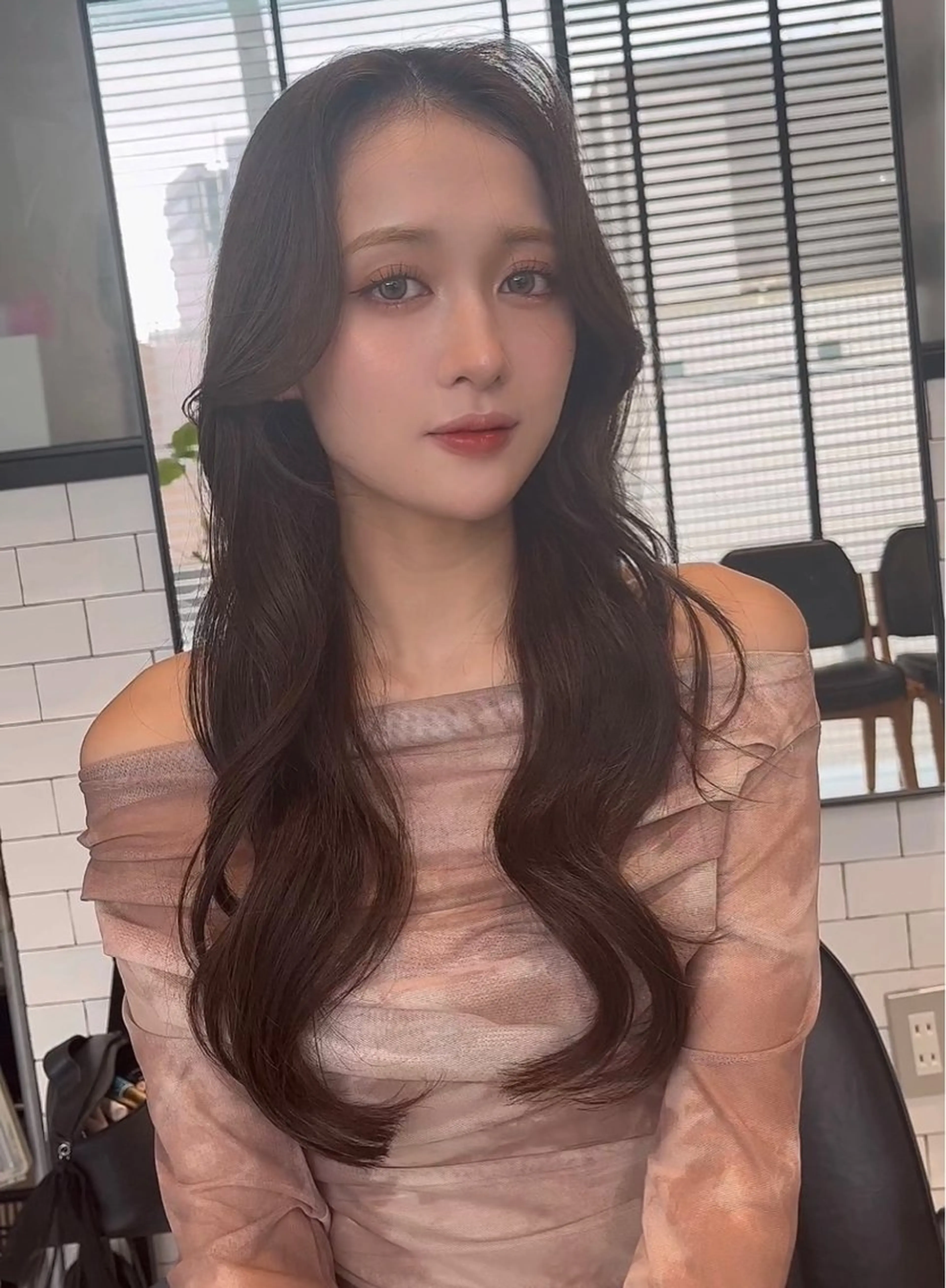 セミロング カラー カット ヘアカラー トリートメント 🌫️大人韓国ヘア 🌫️naoyaのヘアスタイル