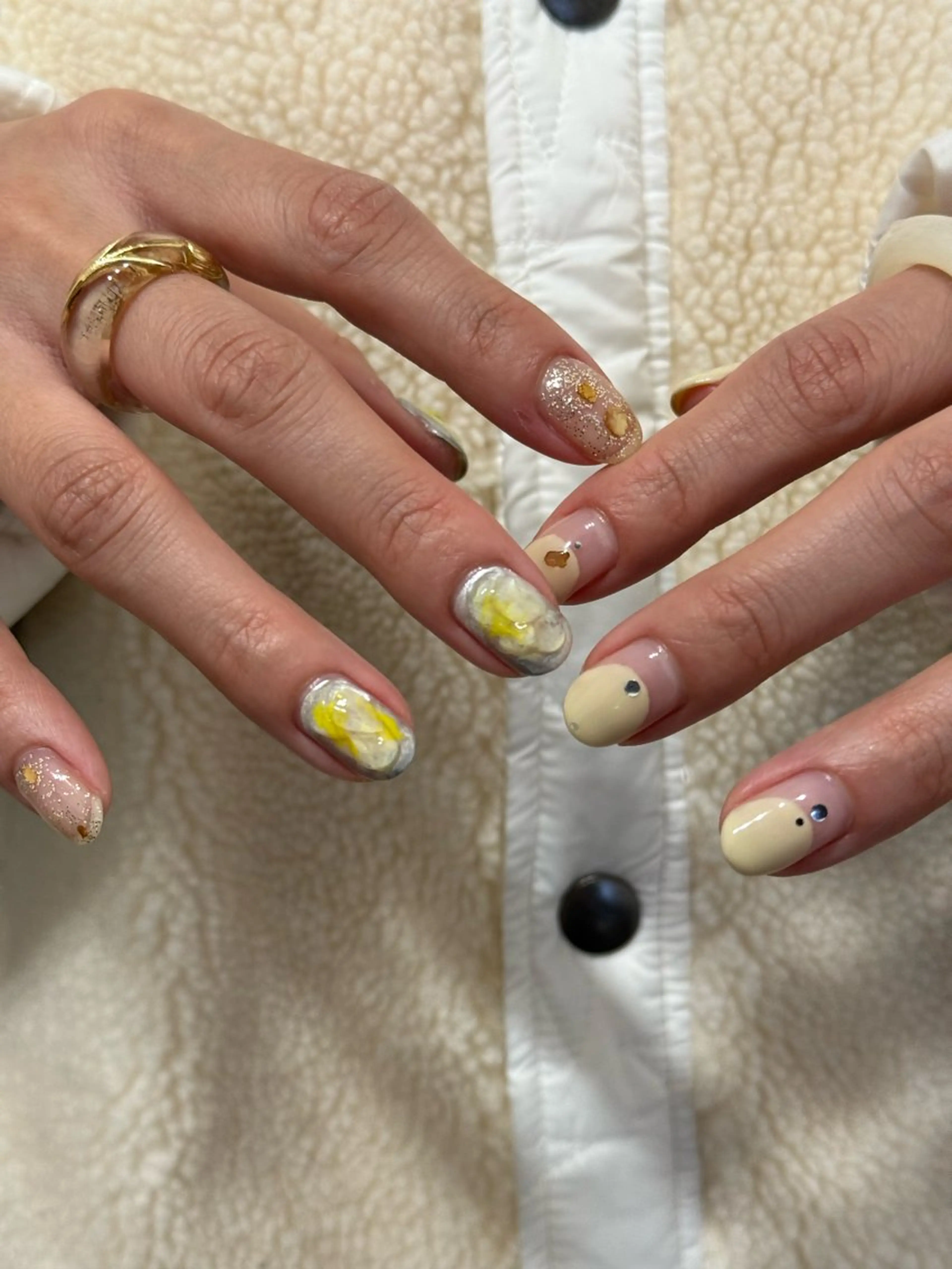 ネイル ハンドネイル フットネイル kiii.__ ✴︎*のネイルデザイン