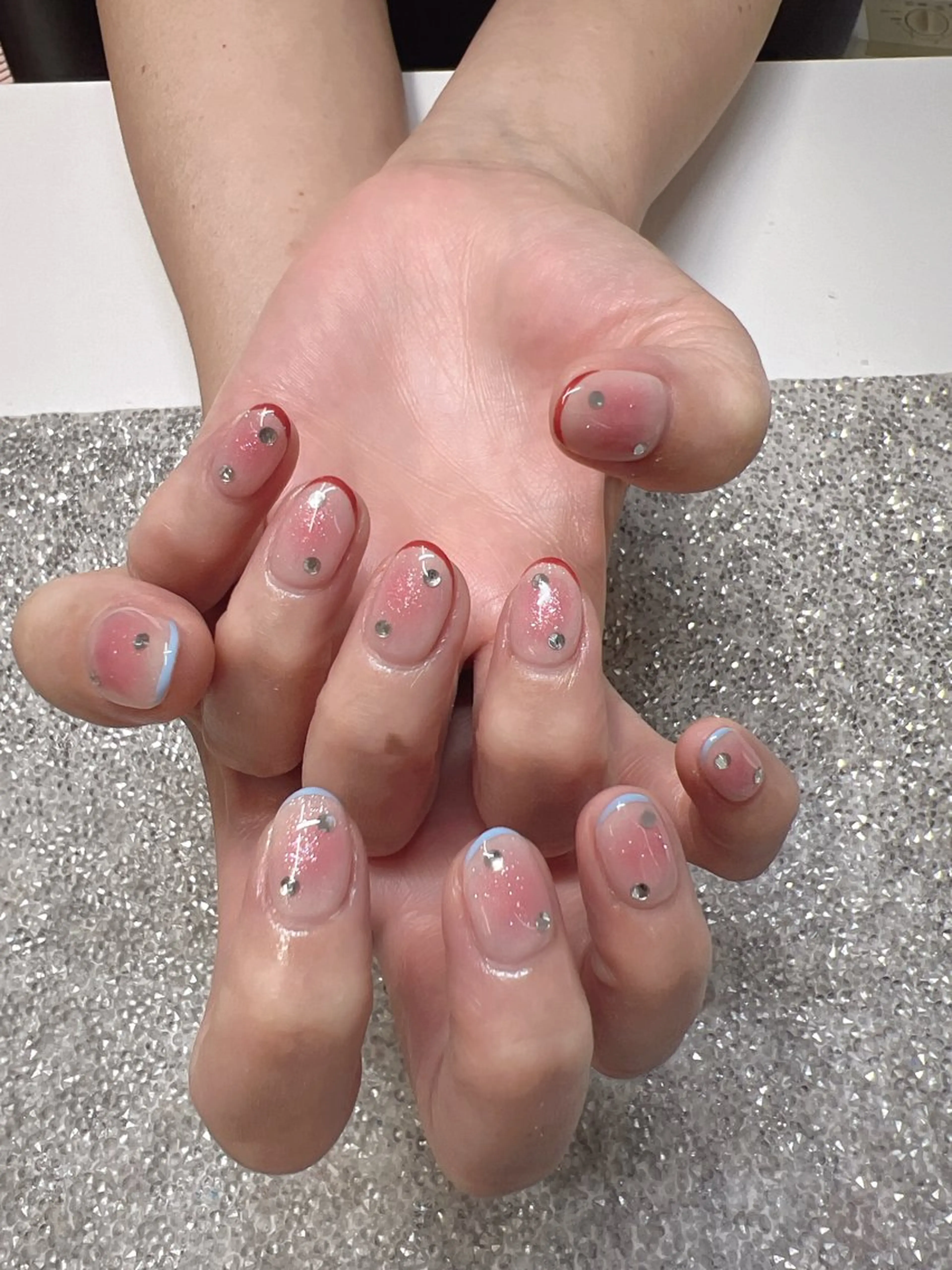 ネイル Guarendo錦糸町店所属・ガレンドウ 白澤 愛子のネイルデザイン