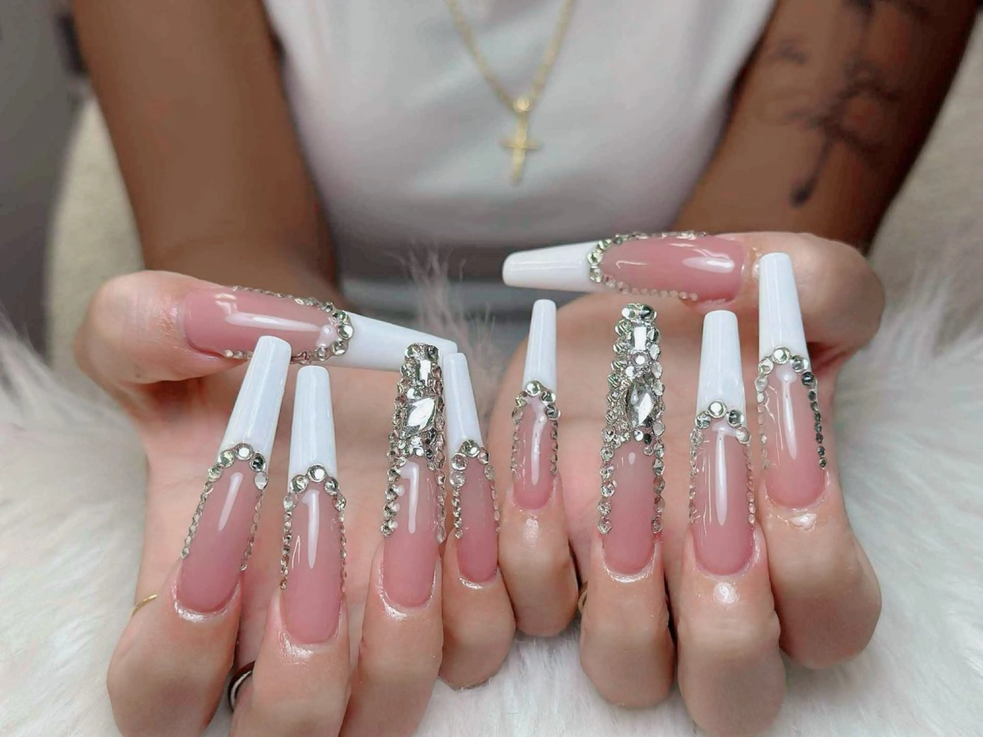 ネイル アートネイル フレンチネイル ジェルネイル 韓国ネイル マグネットネイル ハンドネイル Lenie Nail Salonのネイルデザイン