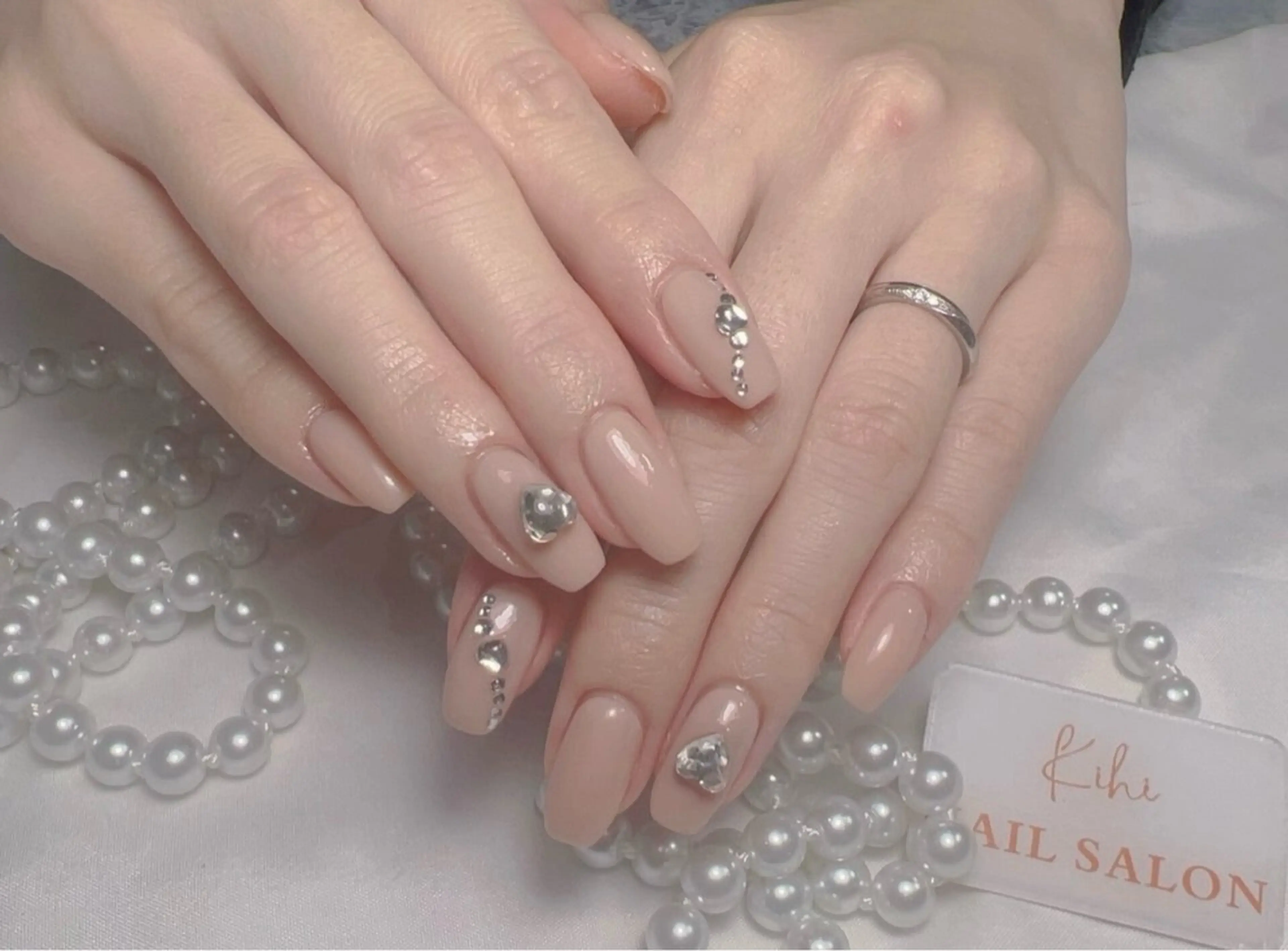ネイル フレンチネイル ジェルネイル グラデーション キラキラネイル 韓国ネイル 清水 ユナのネイルデザイン