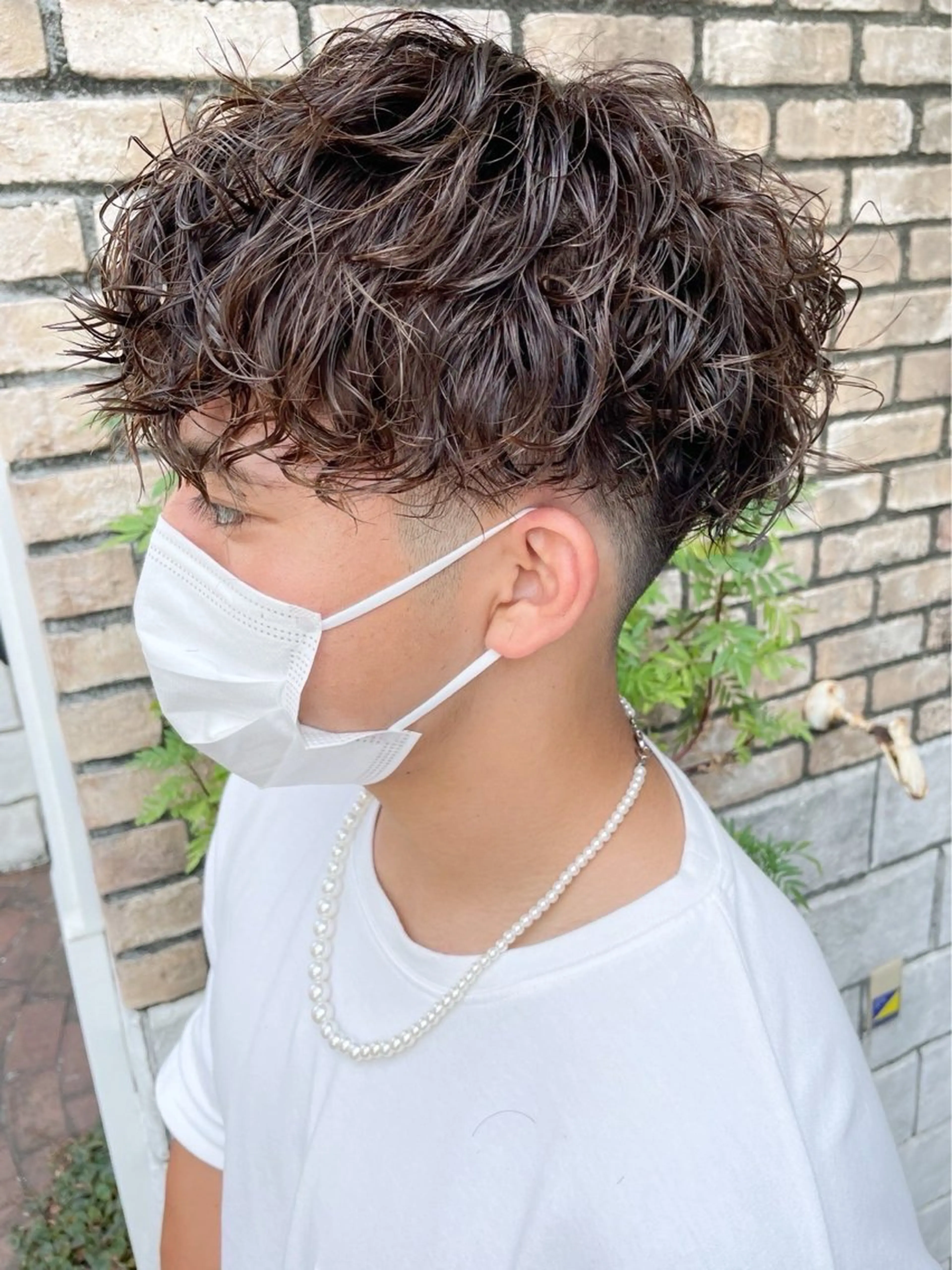 パーマ メンズ カット パーマ 森田翔斗 顔周りレイヤーのヘアスタイル