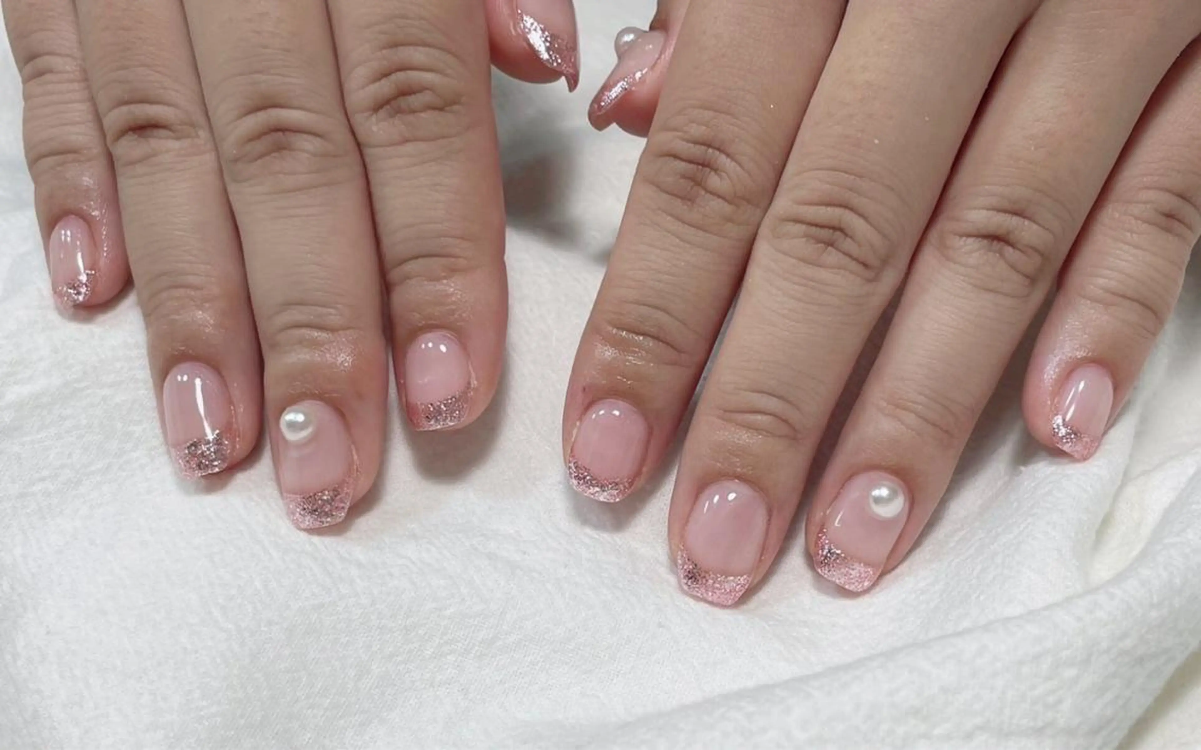 ネイル フレンチネイル lucky nail 歌舞伎町のネイルデザイン