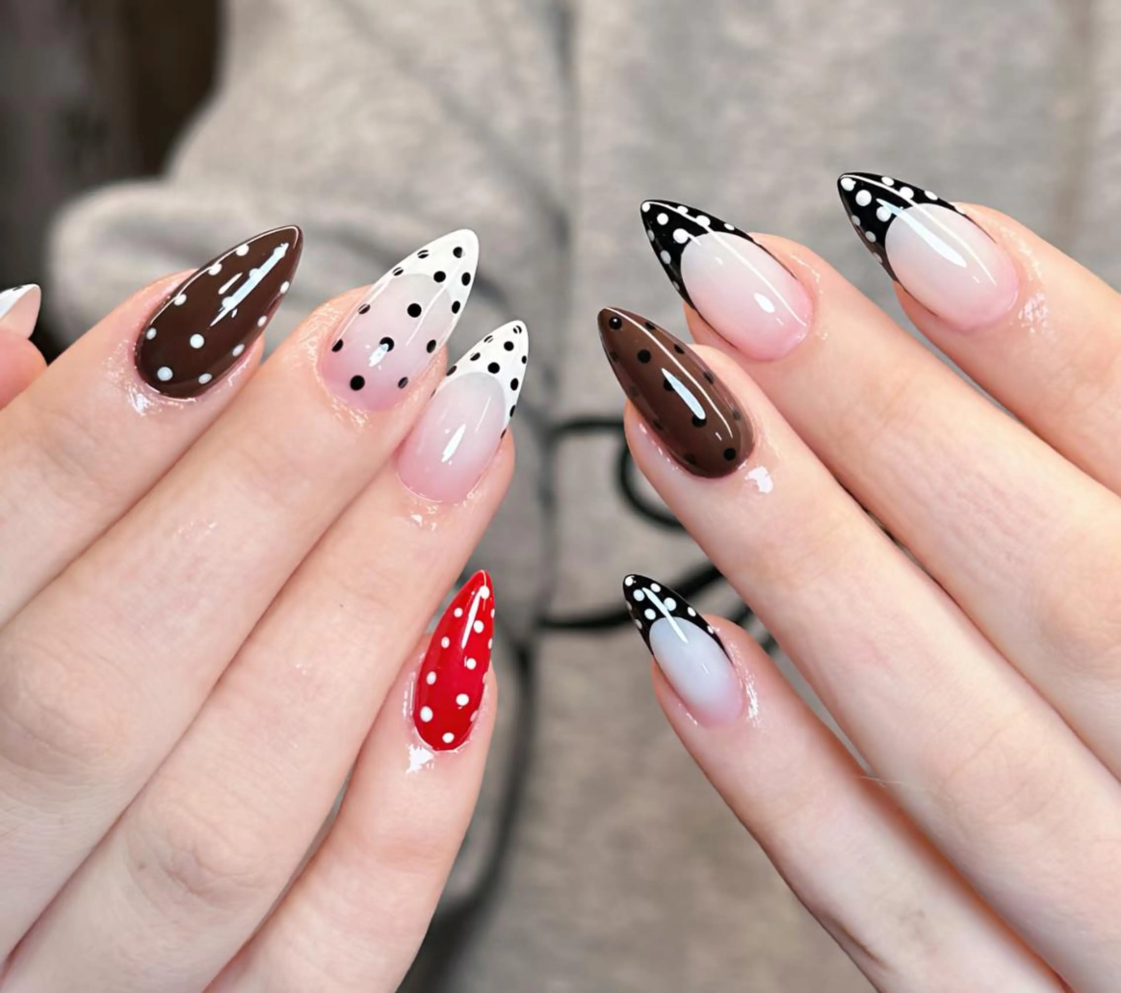 ネイル ハンドネイル 🎀 Ayaka_nailのネイルデザイン