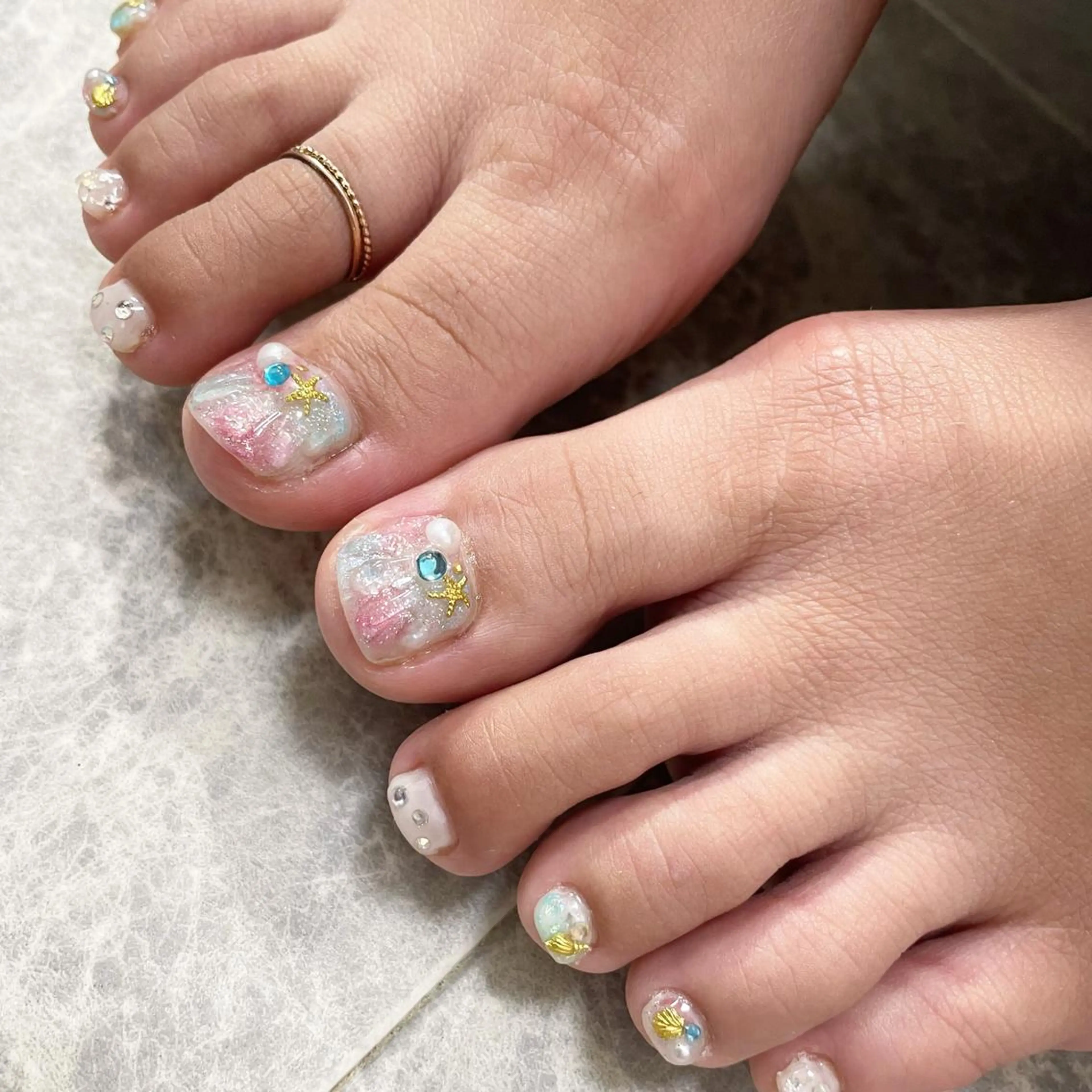 ネイル nail.gorin所属・吉村 優子のネイルデザイン