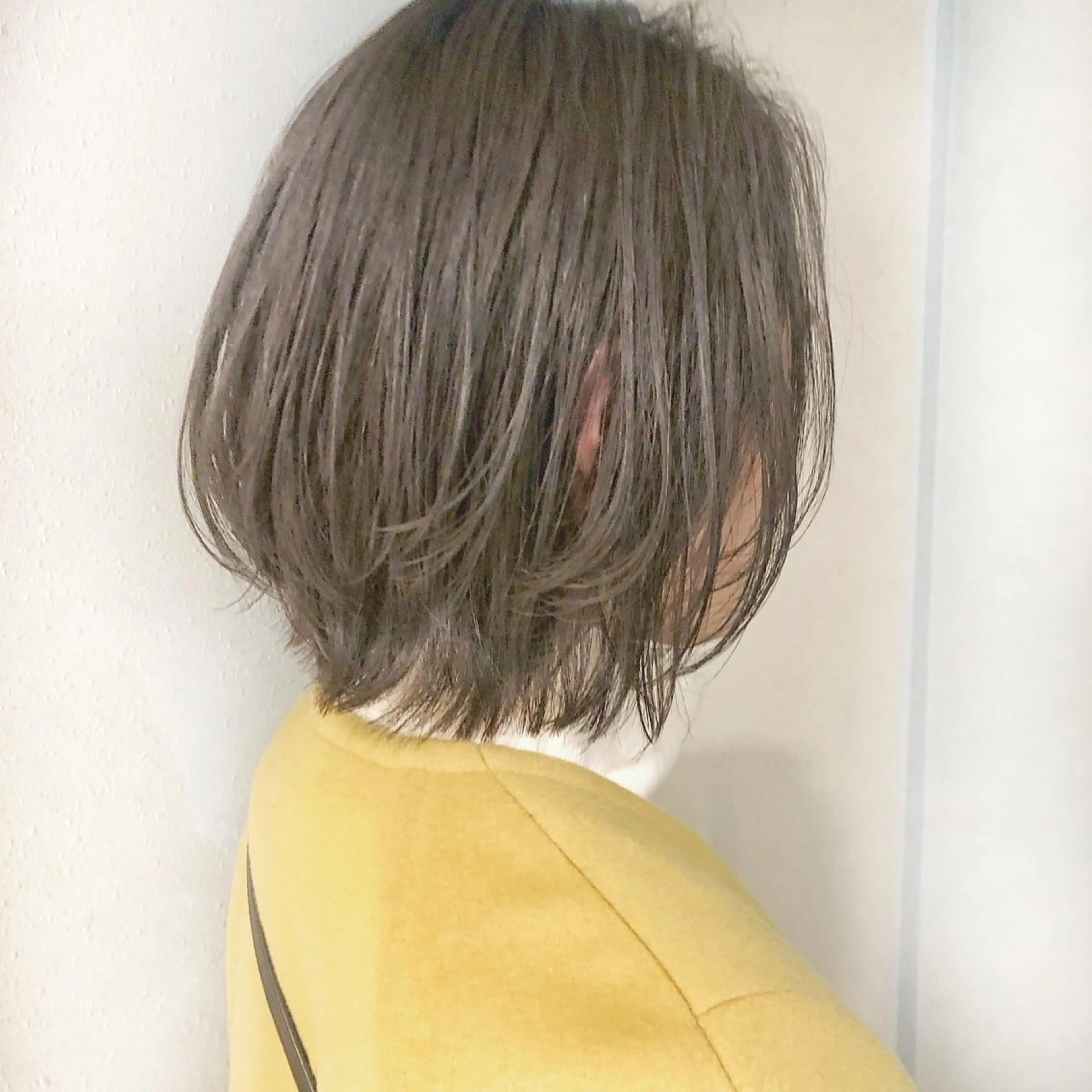 ショート カラー ボブレイヤー アディクシーカラー ベージュカラー ブラウンカラー 透明感カラー カット ヘアカラー トリートメント cofy by melt所属・🍎みついじゅん🍏 ボブ指名No.1のヘアスタイル