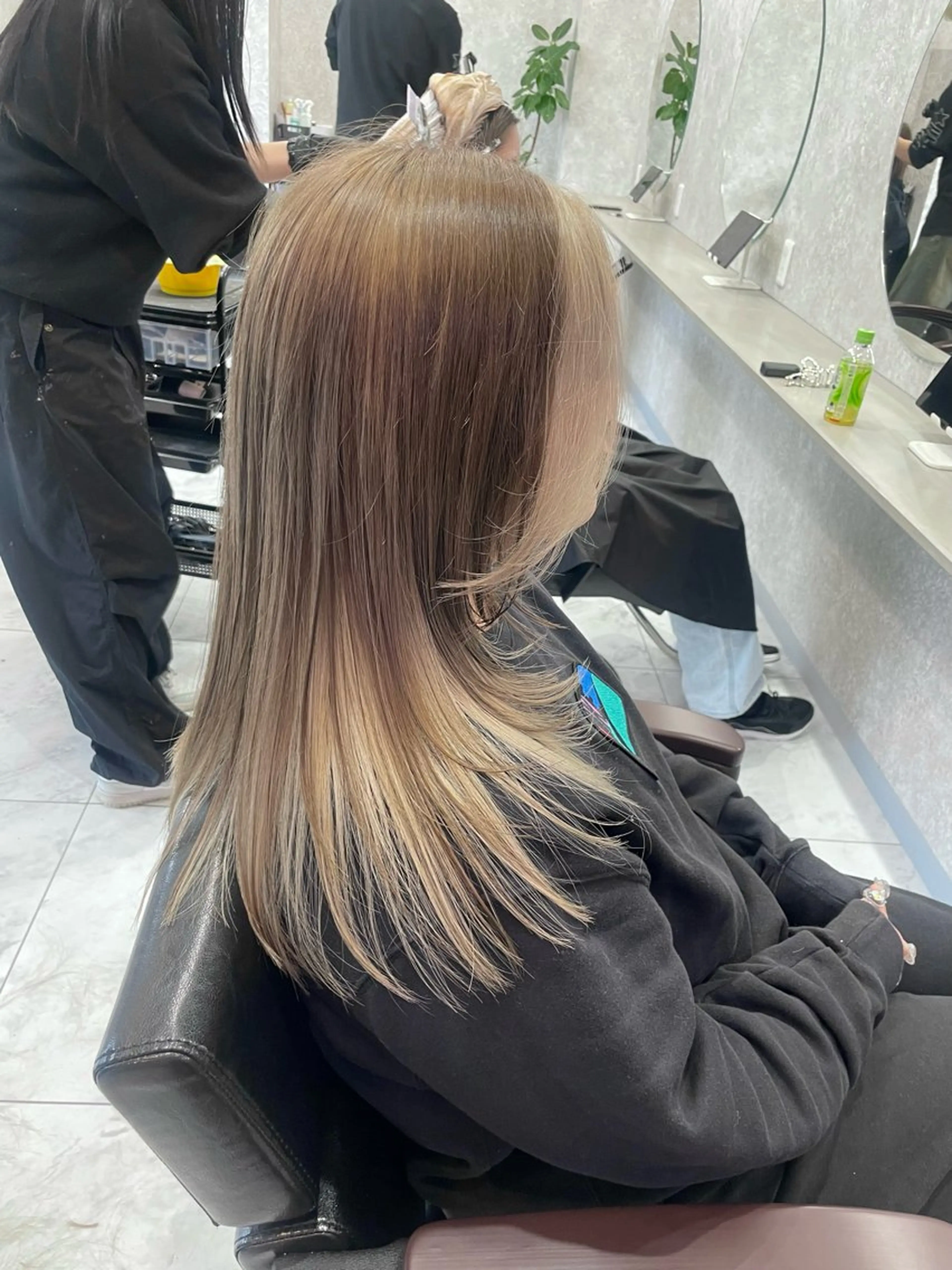 セミロング 🦋ハイトーン🦋 石山 希理🦋のヘアスタイル