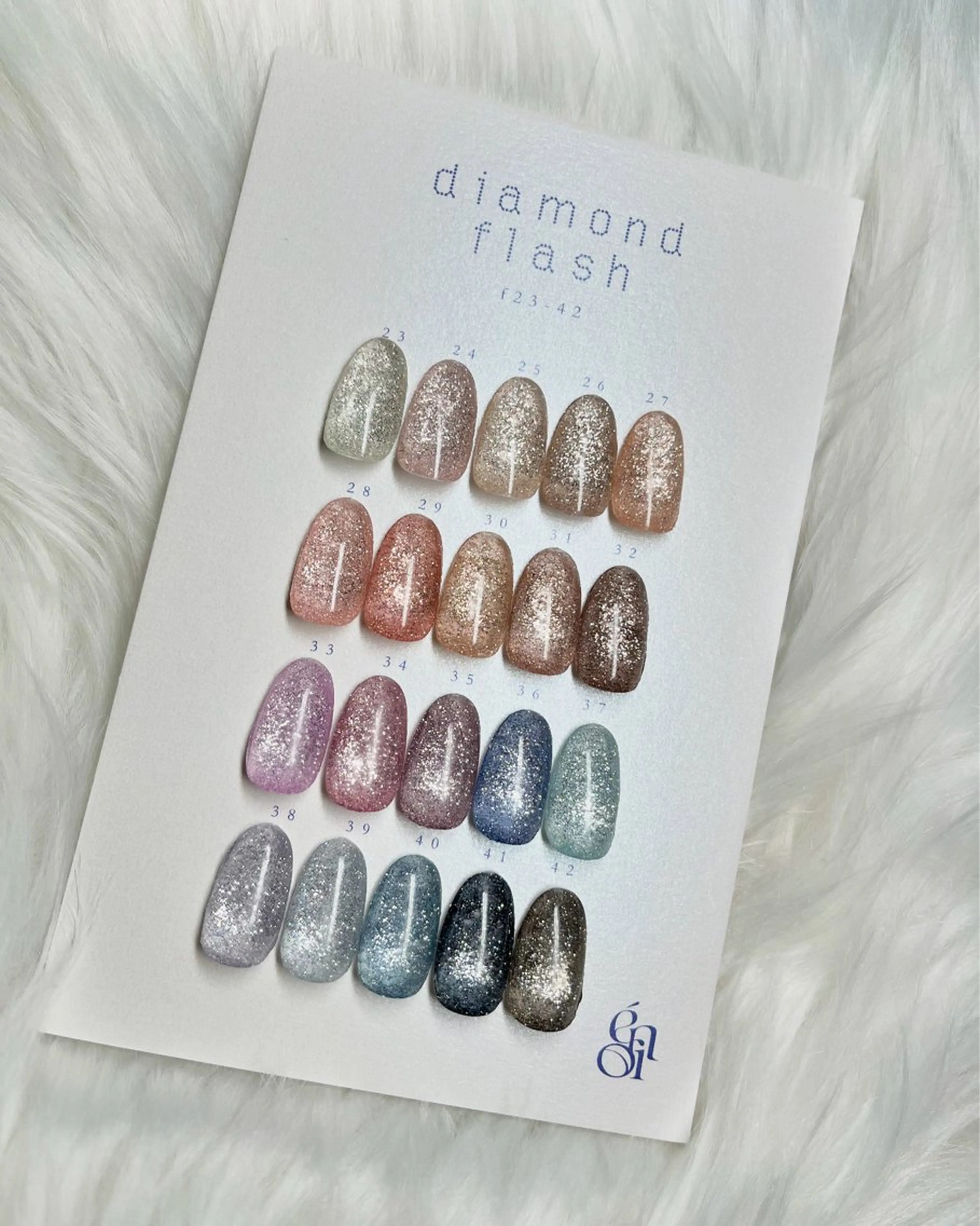 ネイル フラッシュネイル ネイルサロン flatのネイルデザイン