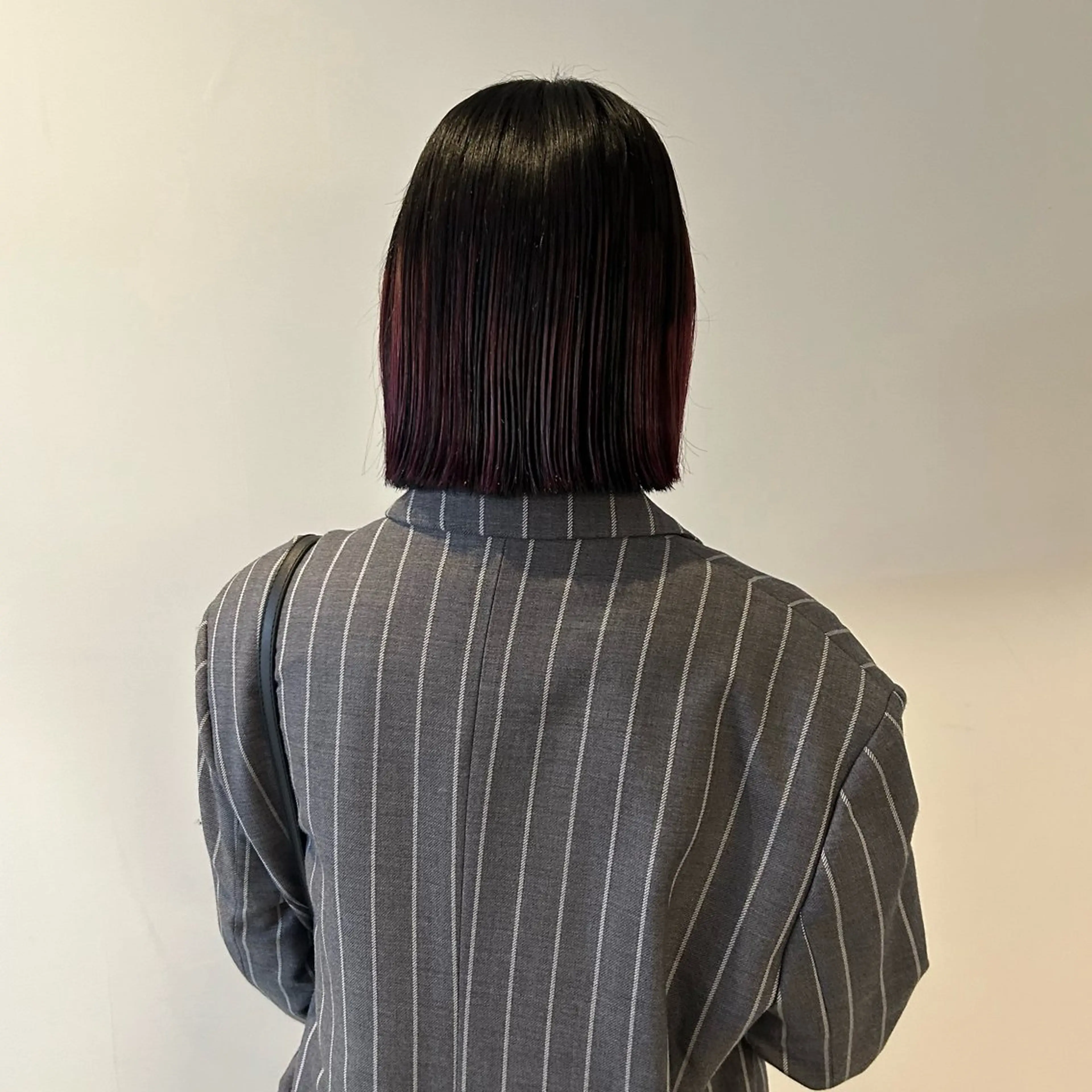 ショート ボブ nonoka オリーブ/グレージュのヘアスタイル