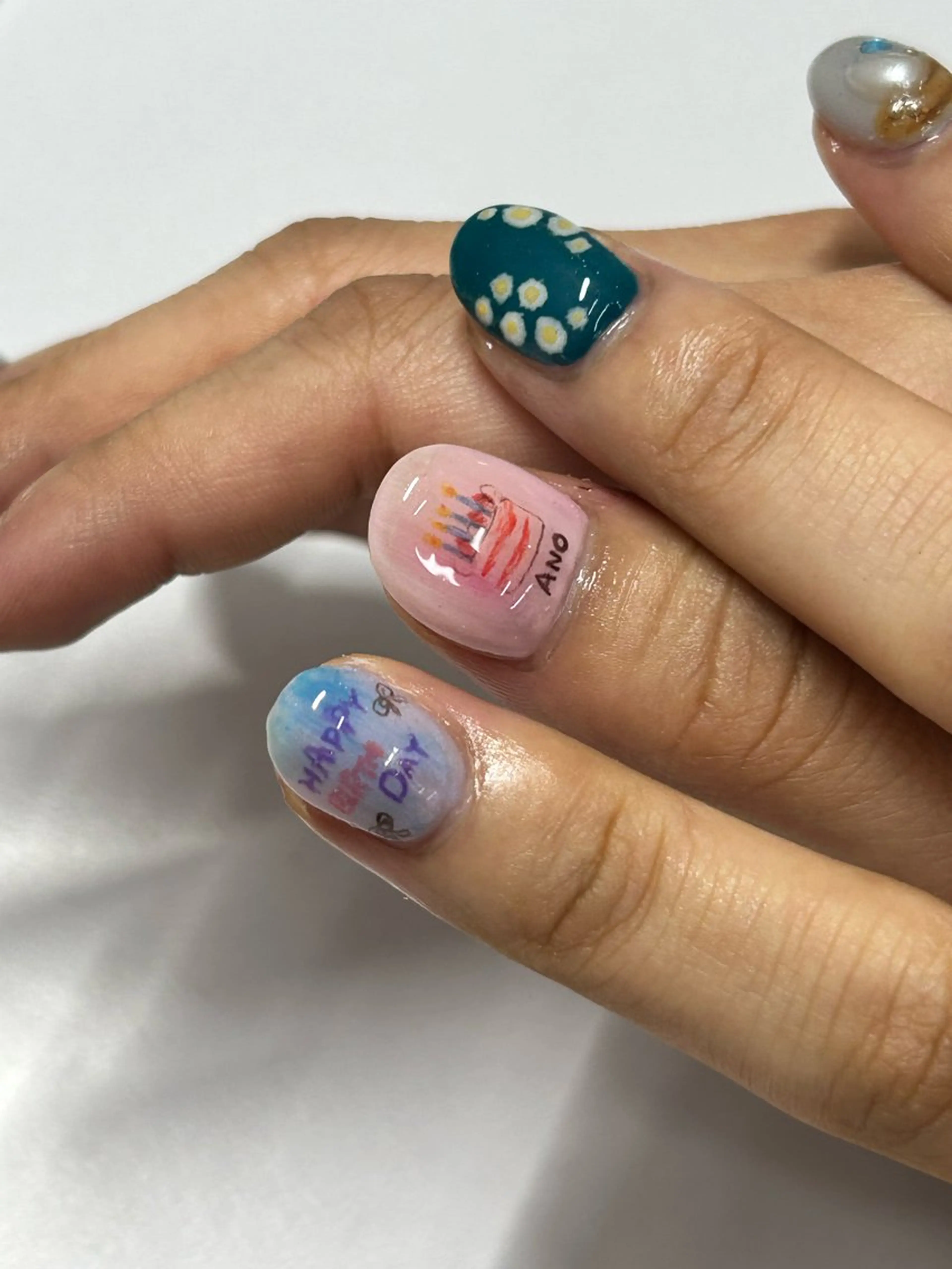 ネイル ハンドネイル プライベートネイルサロンone nail所属・one nail 【カラフル/個性派】のネイルデザイン