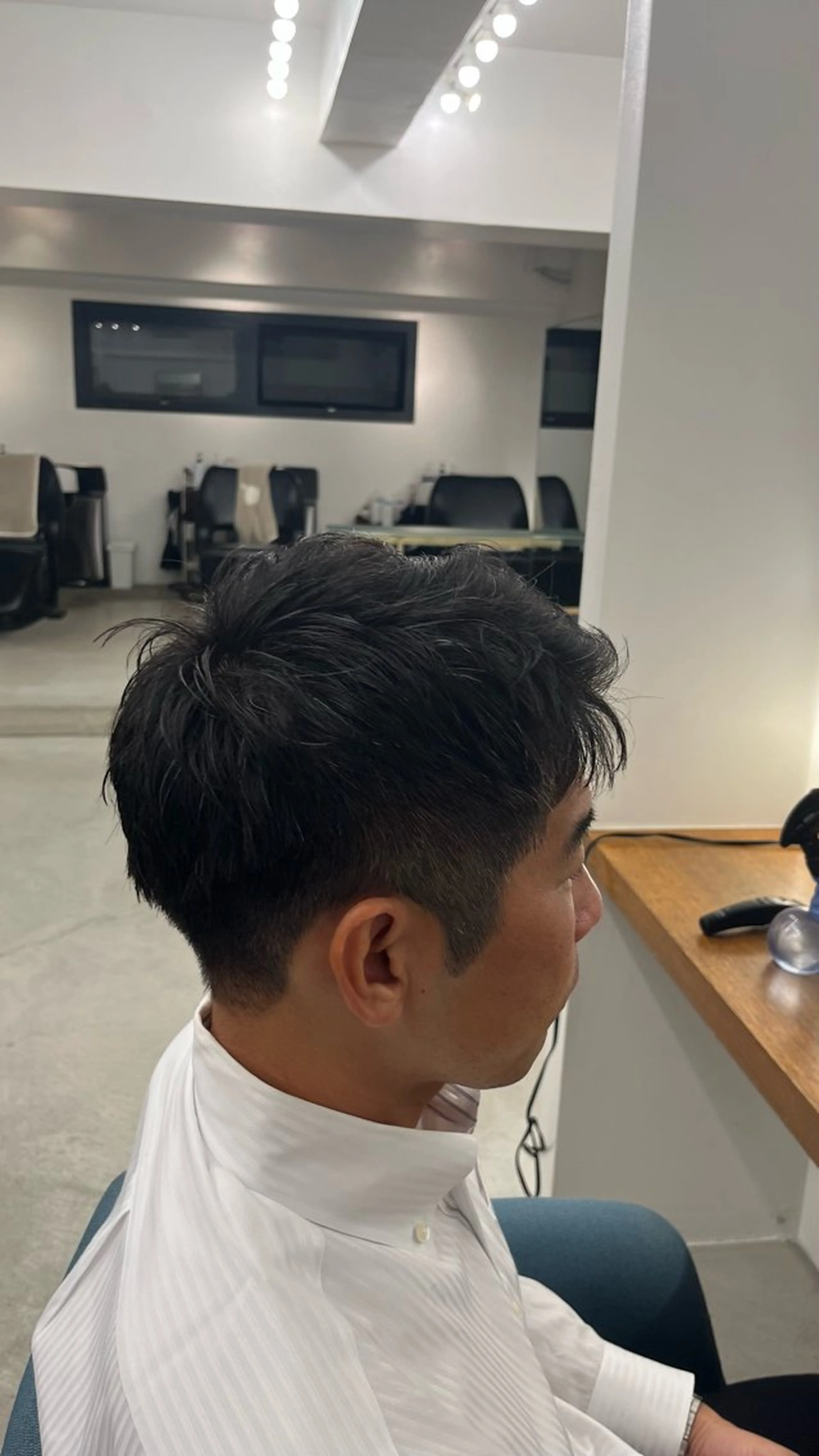 メンズ センターパート フェザーパーマ メンズパーマ 刈り上げ Hair Salon LUCEY所属・メンズパーマ/カラ ー/川越/成田最のヘアスタイル