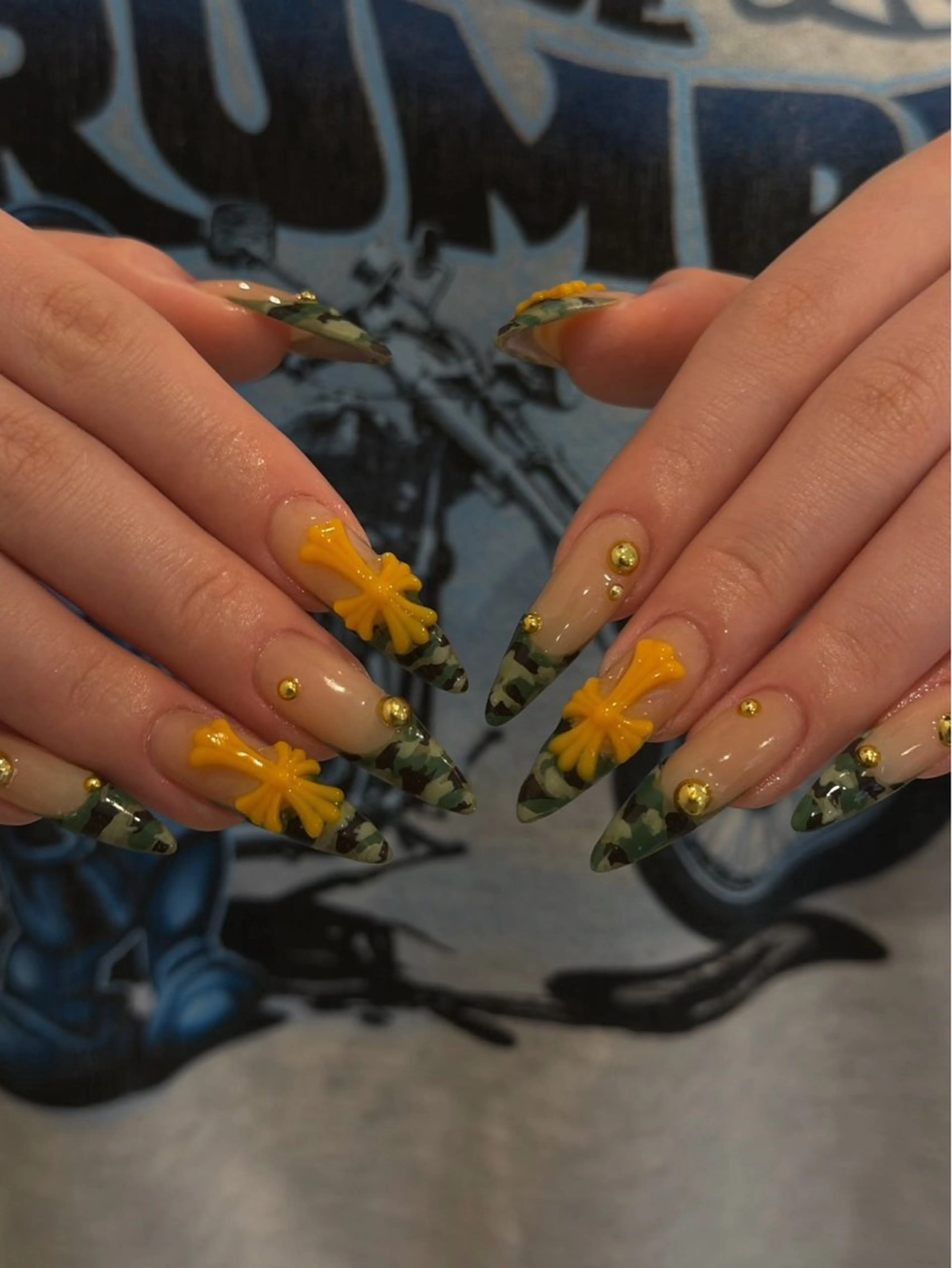 ネイル ハンドネイル femme💫 CARINAのネイルデザイン